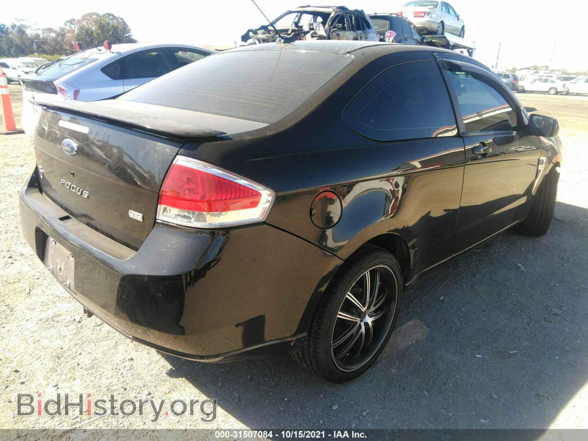 2008 FORD FOCUS - VIN: 1FAHP33NX8W143995 - Фото 4