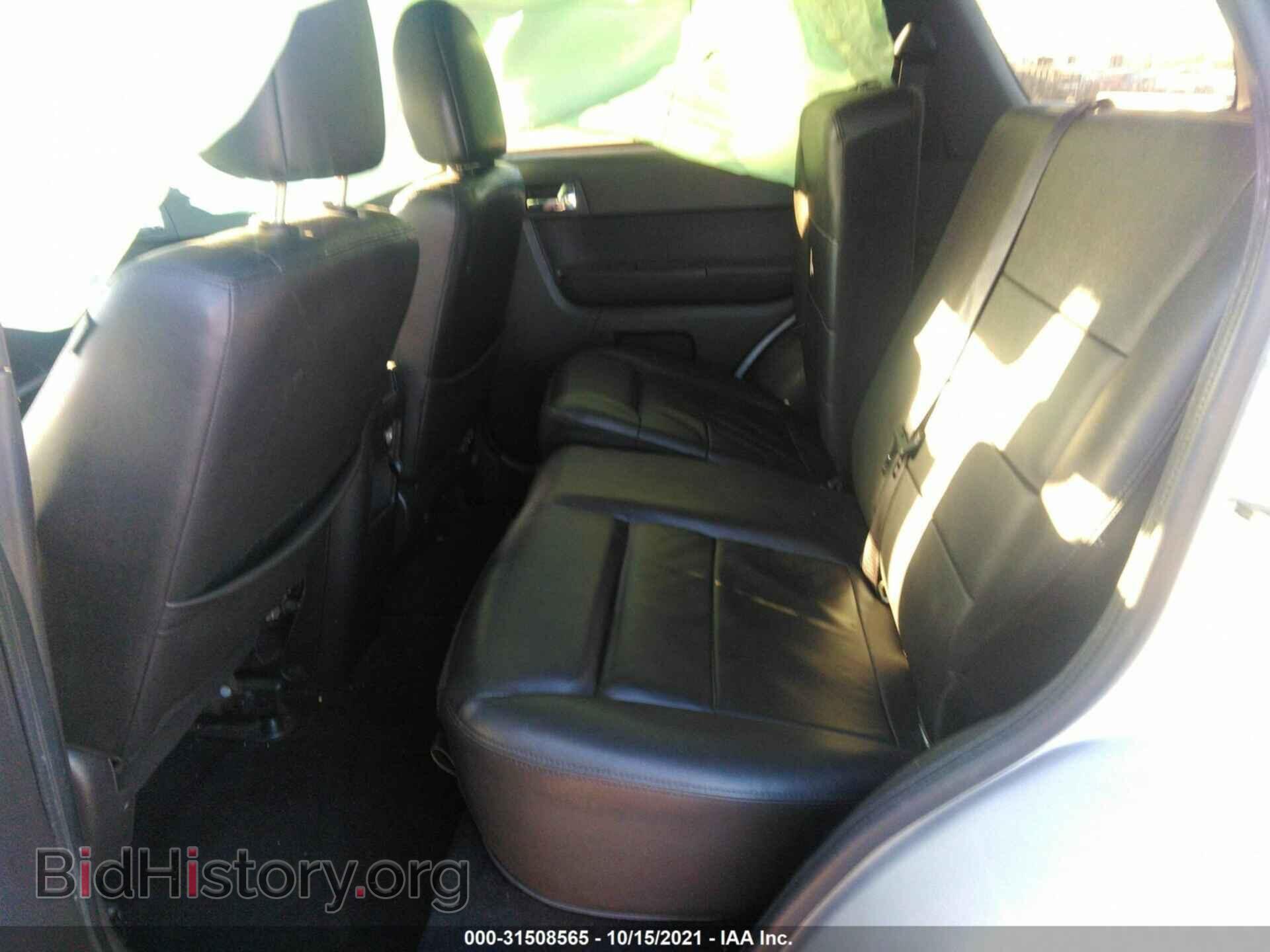 2011 FORD ESCAPE - VIN: 1FMCU0E76BKA38570 - Фото 8