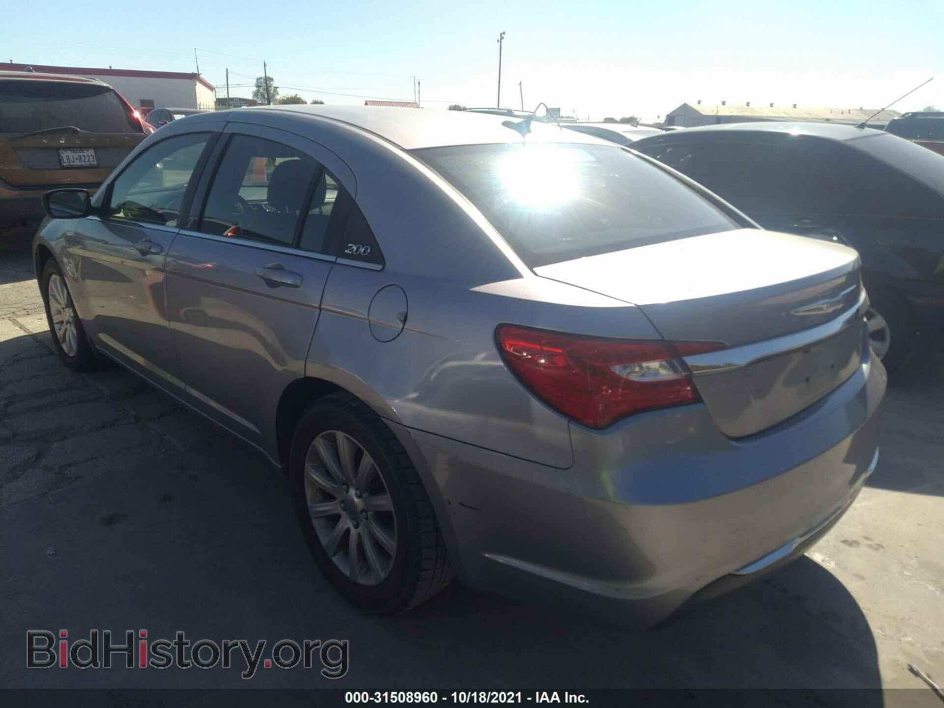 2013 CHRYSLER 200 - VIN: 1C3CCBBB7DN604320 - Фото 3