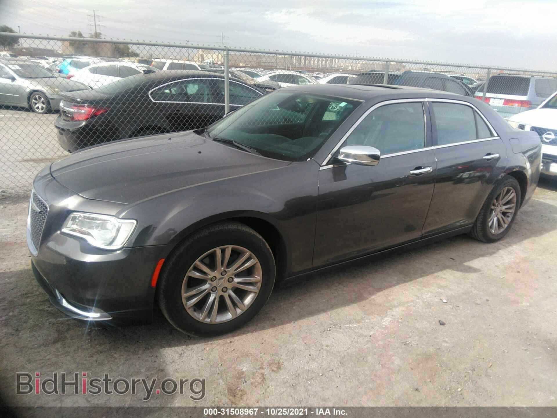 2016 CHRYSLER 300 - VIN: 2C3CCAEG4GH343582 - Фото 2