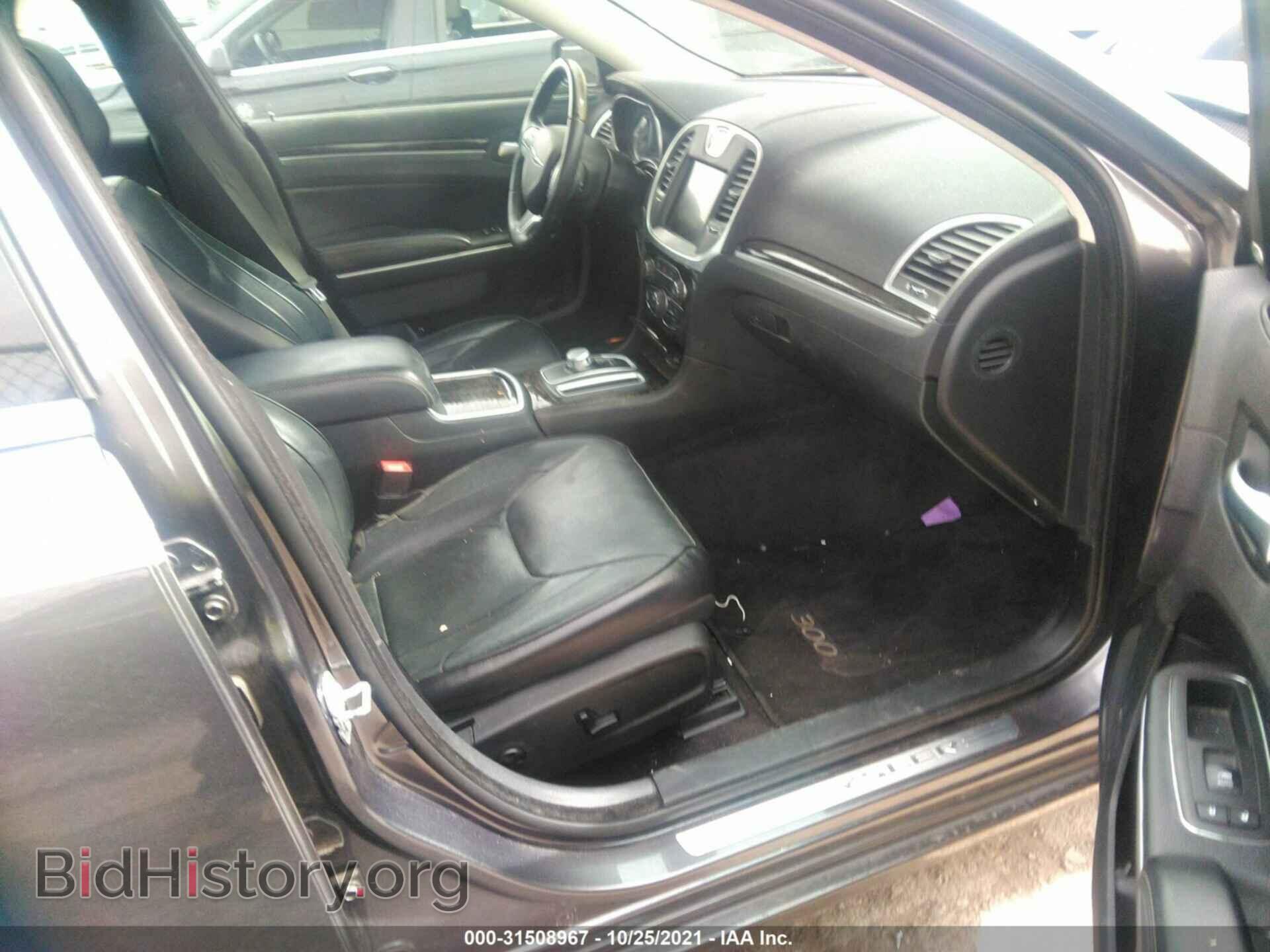 2016 CHRYSLER 300 - VIN: 2C3CCAEG4GH343582 - Фото 5