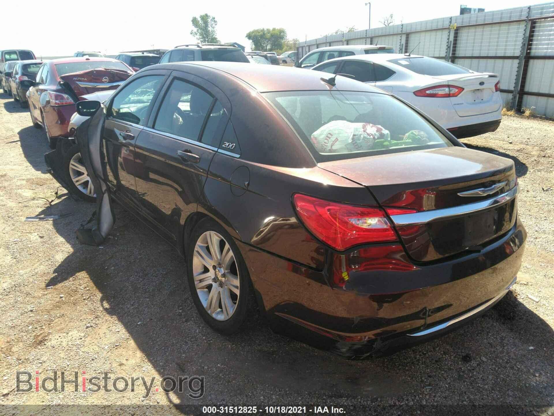 2013 CHRYSLER 200 - VIN: 1C3CCBBB3DN600233 - Фото 3