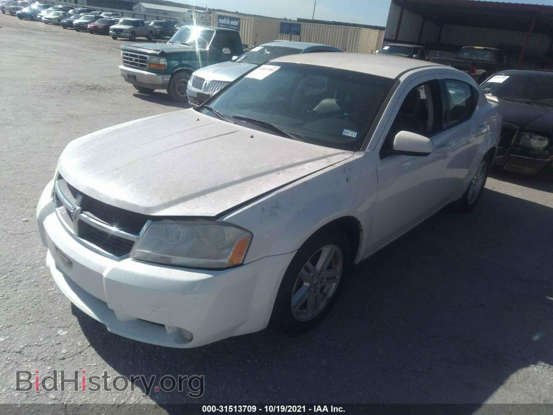 2010 DODGE AVENGER - VIN: 1B3CC5FB2AN181246 - Photo 2