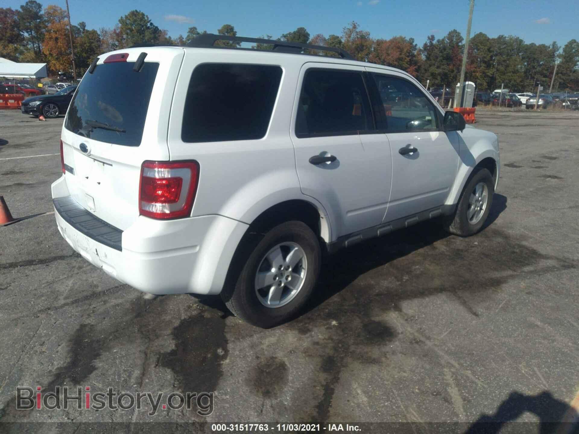 2011 FORD ESCAPE - VIN: 1FMCU0D74BKB67733 - Фото 4