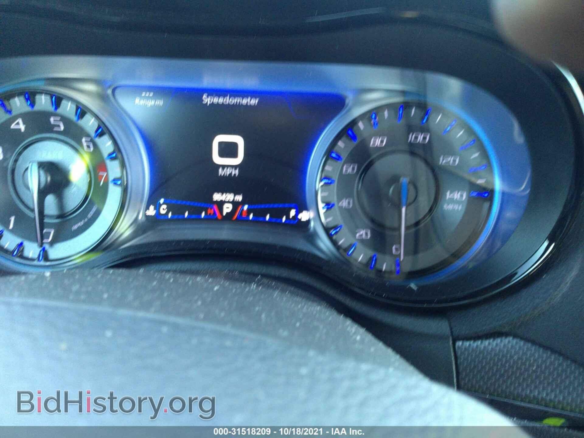 2016 CHRYSLER 300 - VIN: 2C3CCABG4GH298521 - Фото 7