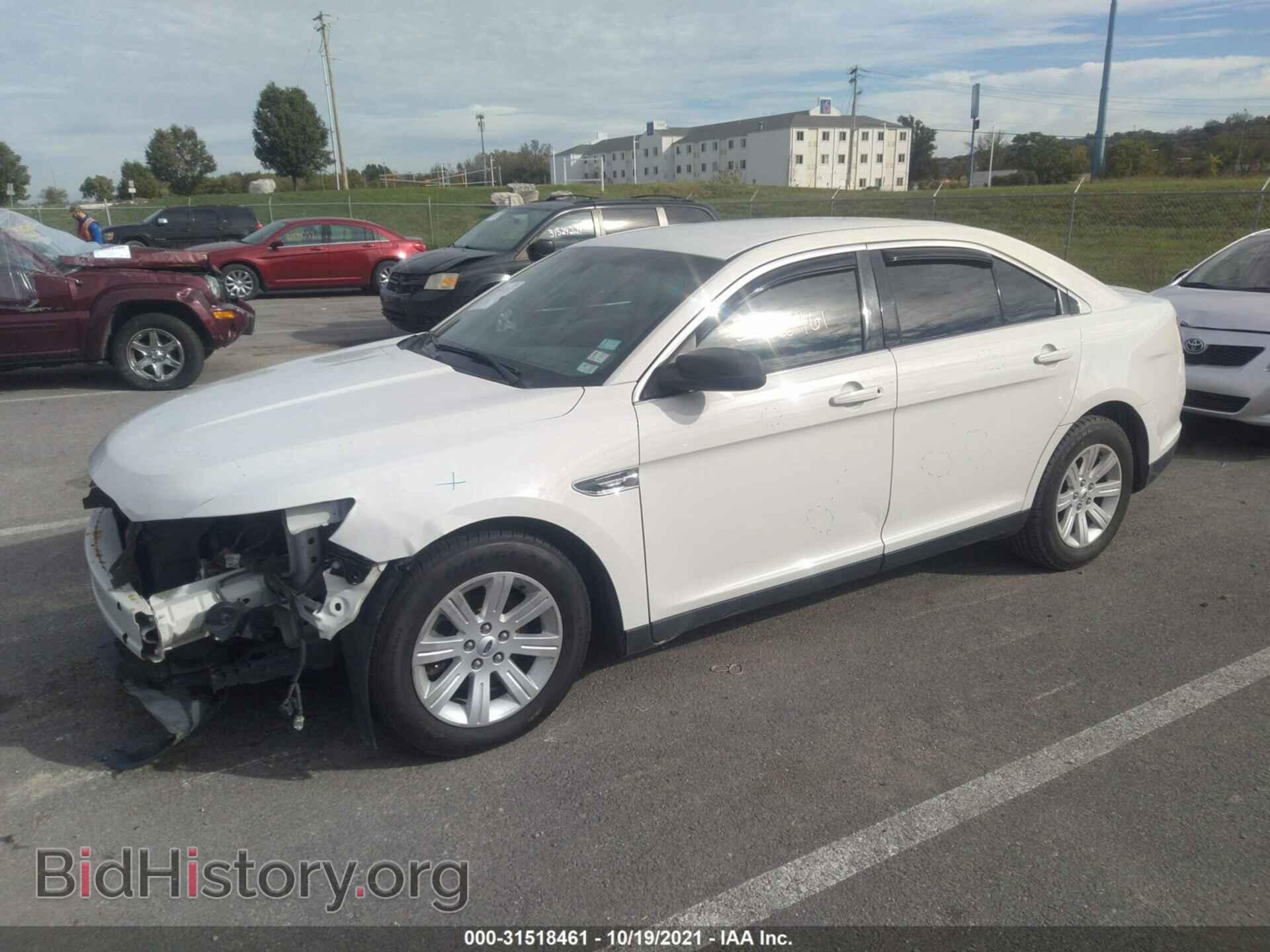 2012 FORD TAURUS - VIN: 1FAHP2DW1CG125647 - Photo 2