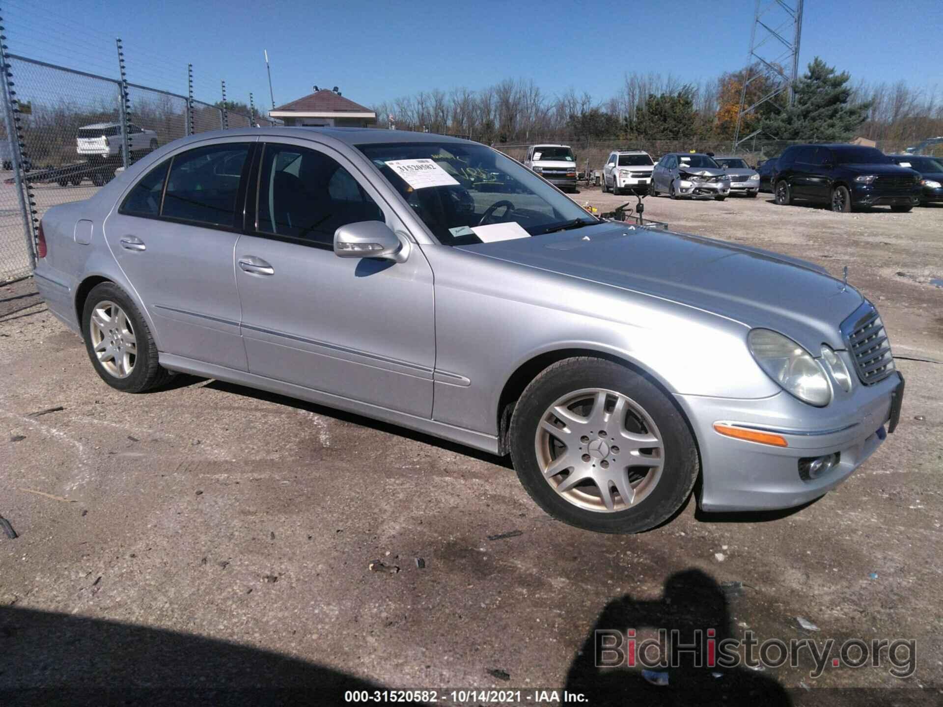 Photo WDBUF22X87B054083 - MERCEDES-BENZ E-CLASS 2007