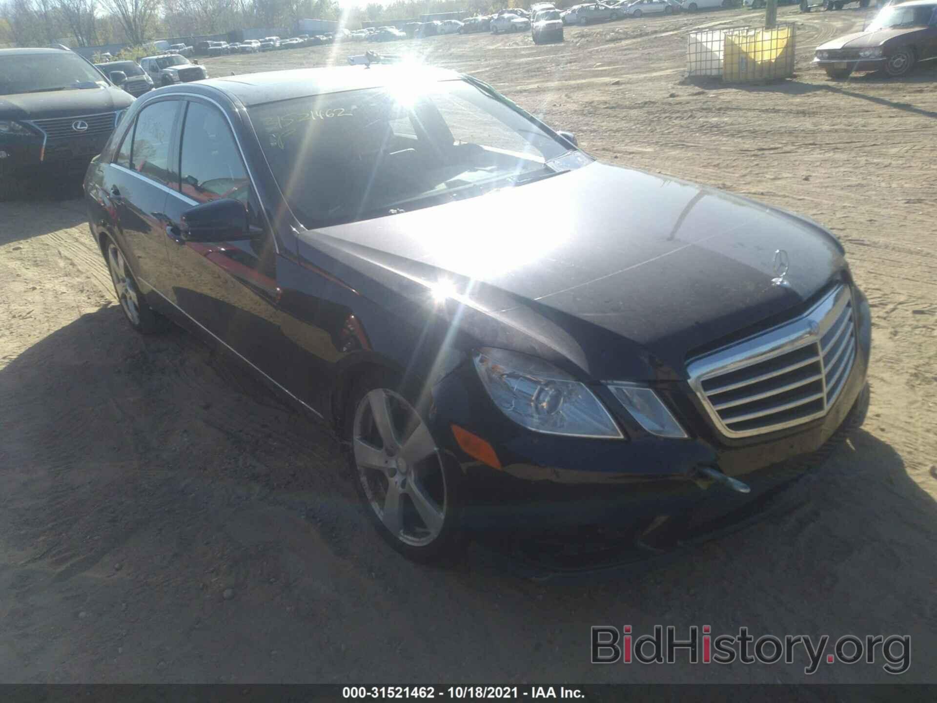 Photo WDDHF8HB0BA384029 - MERCEDES-BENZ E-CLASS 2011