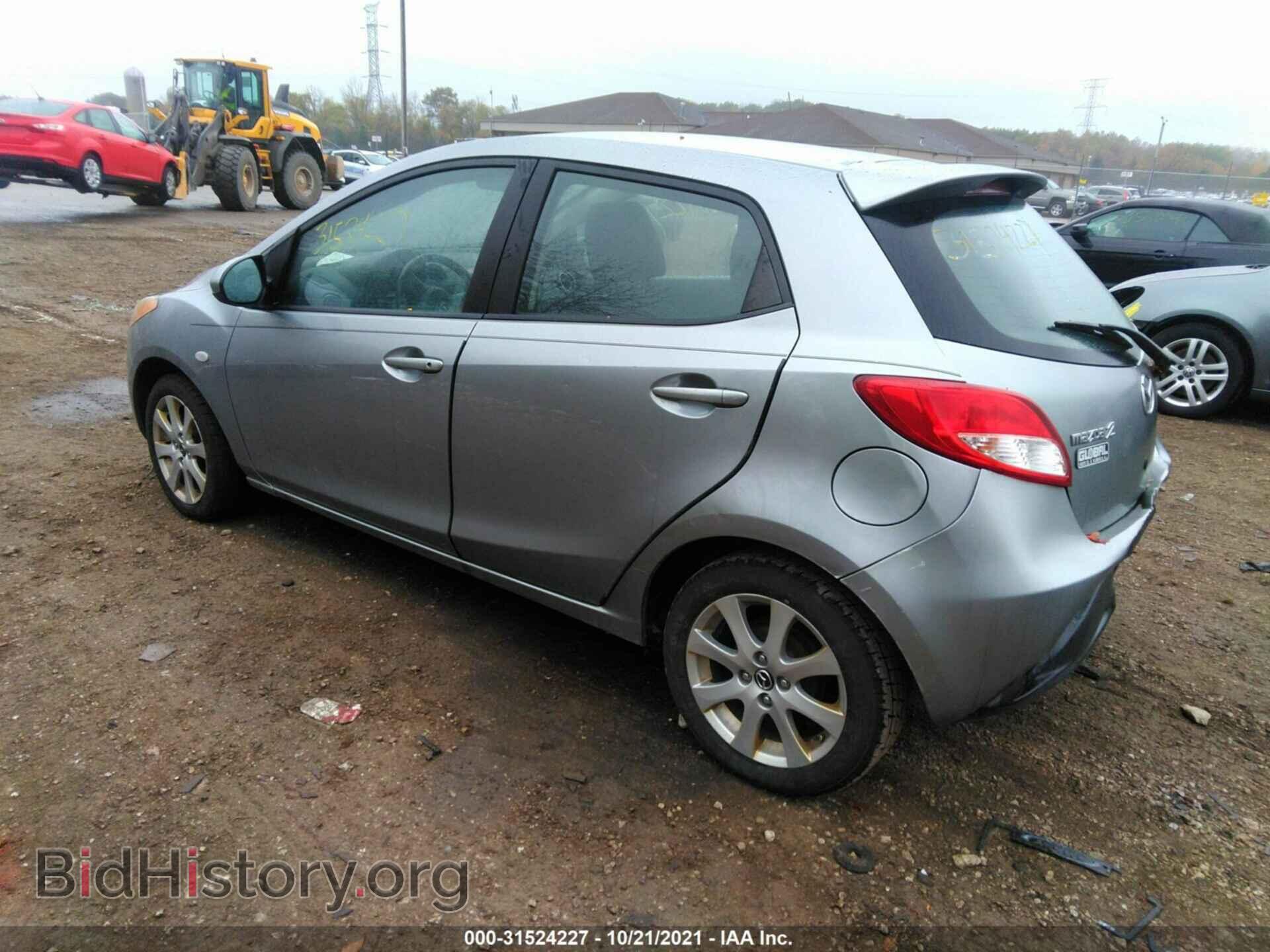 2013 MAZDA MAZDA2 - VIN: JM1DE1LY1D0158718 - Фото 3