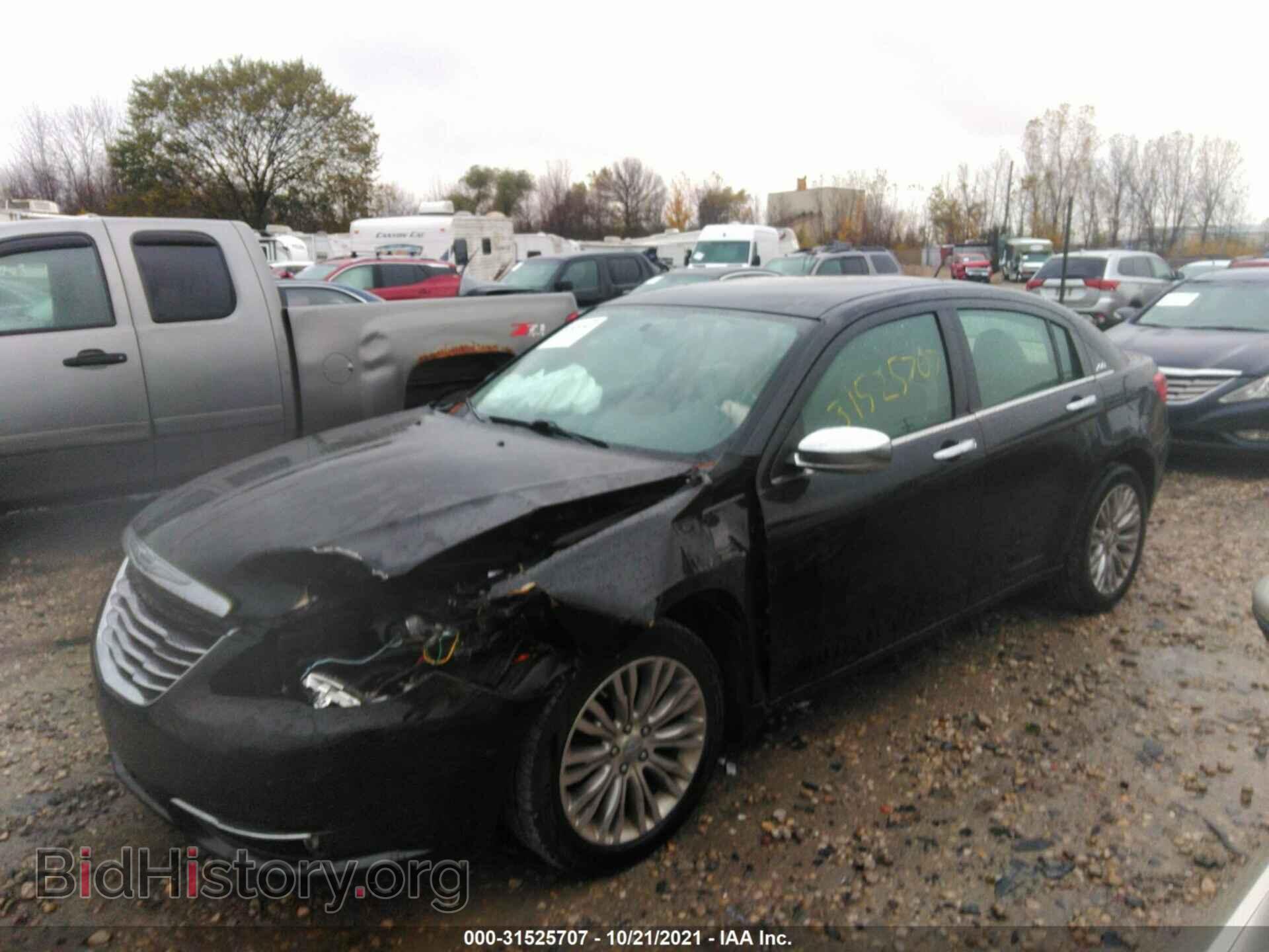2012 CHRYSLER 200 - VIN: 1C3CCBCBXCN307460 - Фото 2