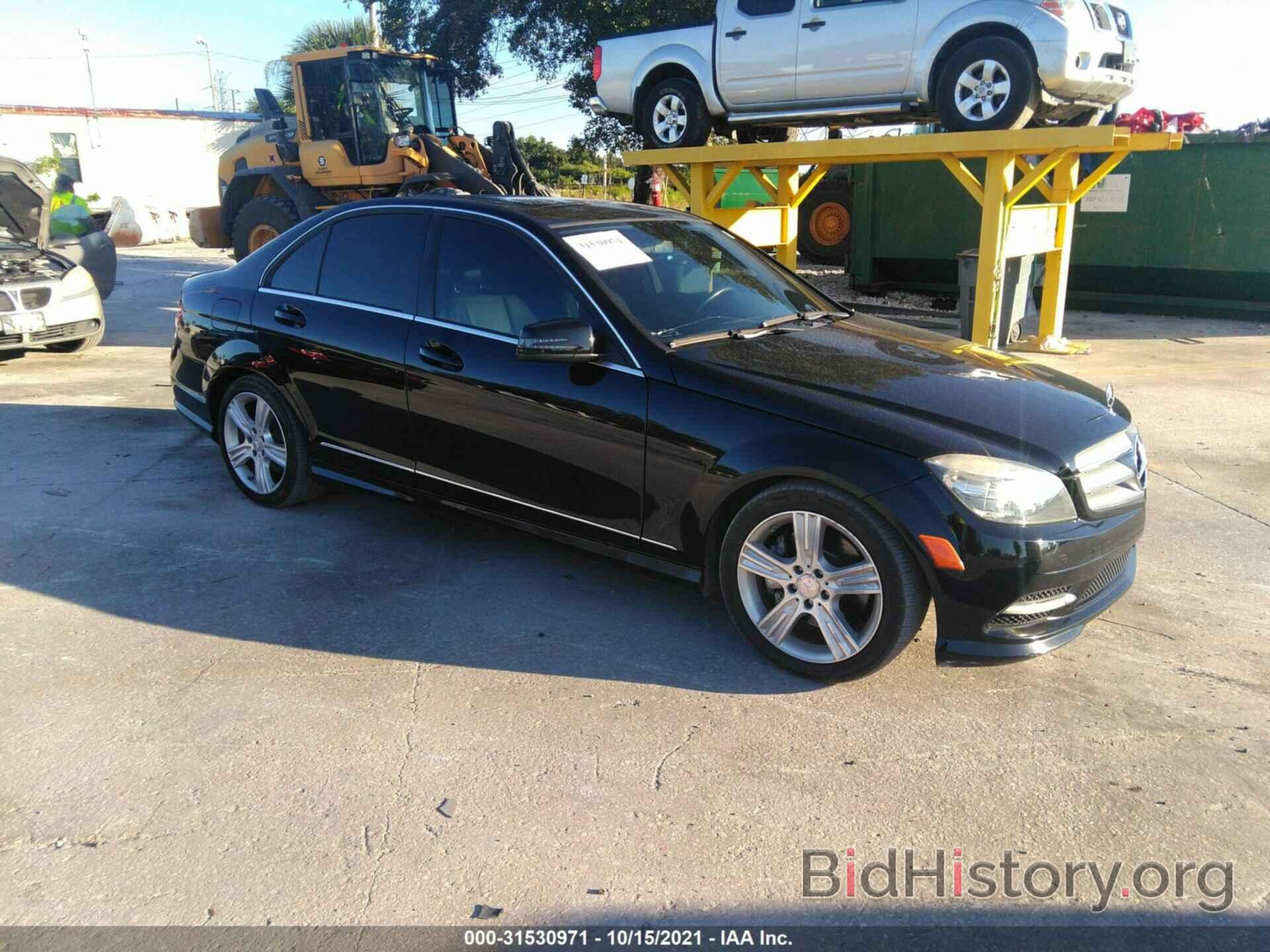 Photo WDDGF5GB3BF655499 - MERCEDES-BENZ C-CLASS 2011