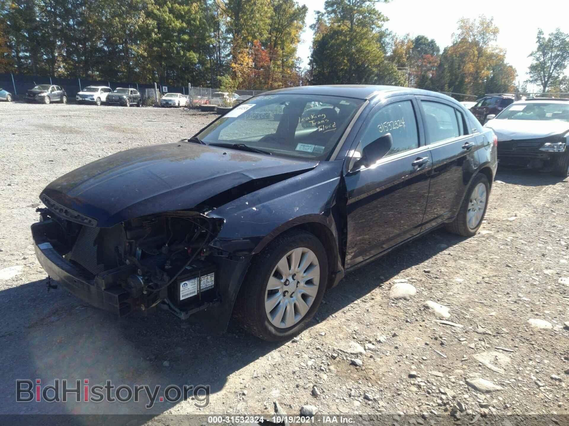 2013 CHRYSLER 200 - VIN: 1C3CCBAB2DN733731 - Photo 2