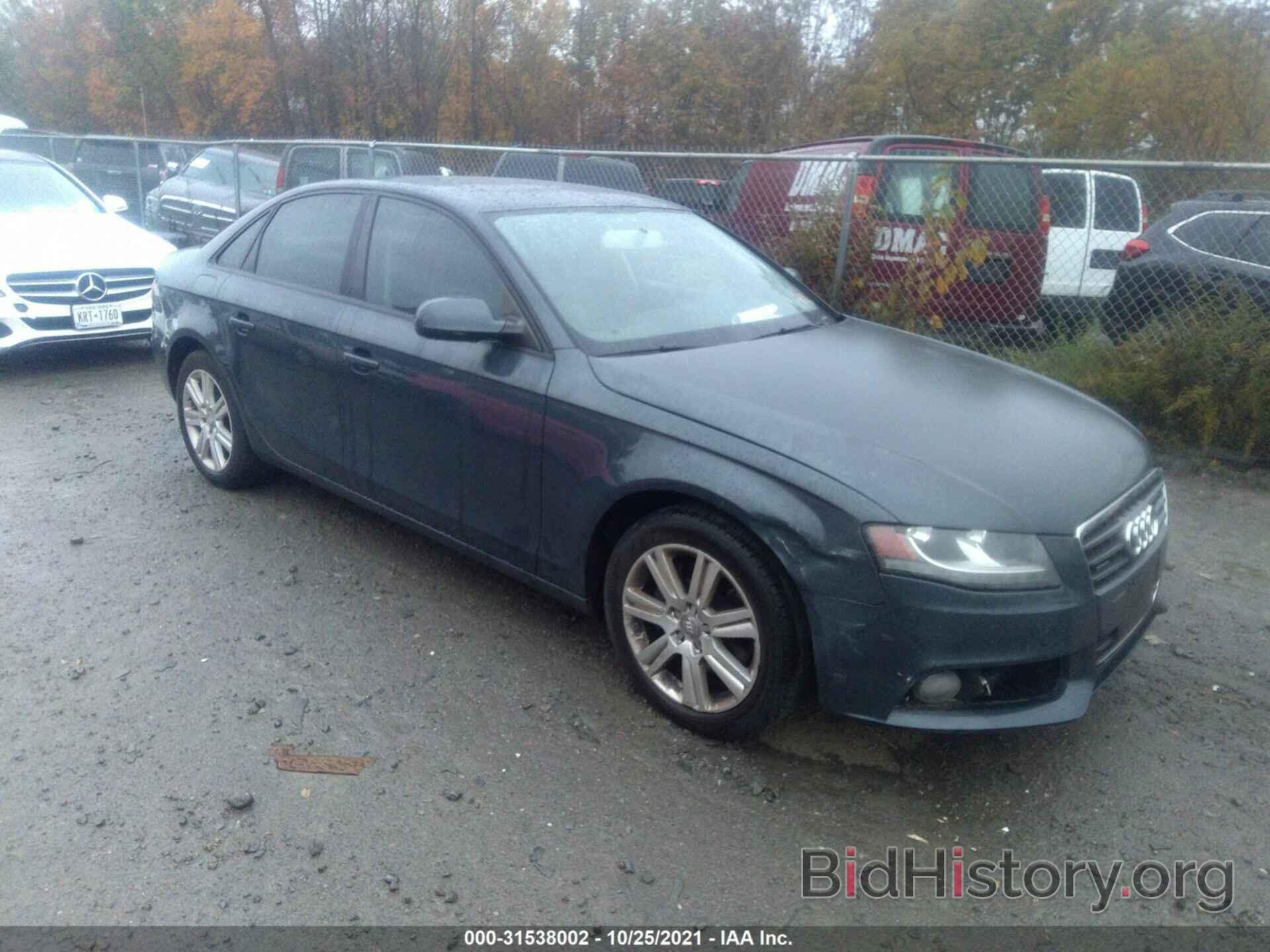 Фотография WAUBFAFL2AN058997 - AUDI A4 2010