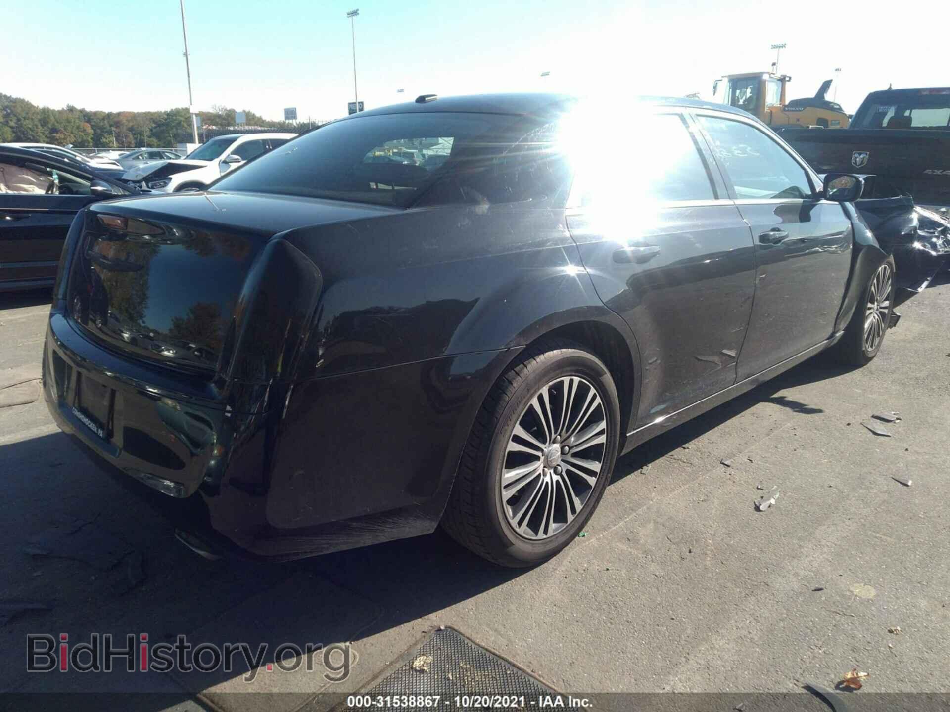 2014 CHRYSLER 300 - VIN: 2C3CCAGTXEH183909 - Photo 4