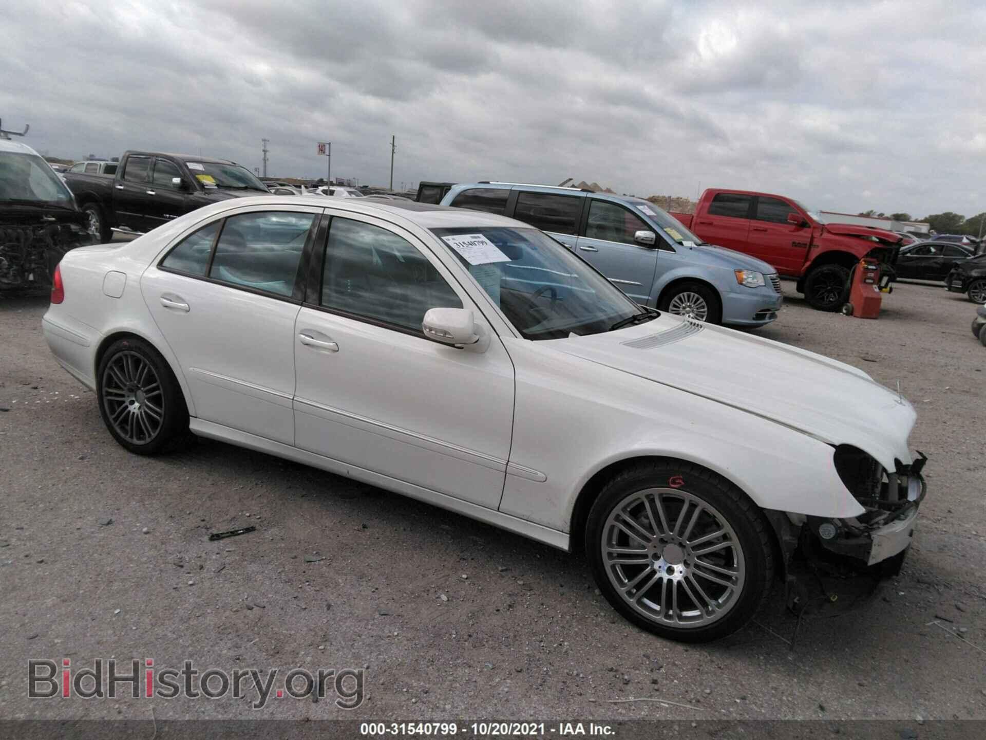 Photo WDBUF72X77B061118 - MERCEDES-BENZ E-CLASS 2007