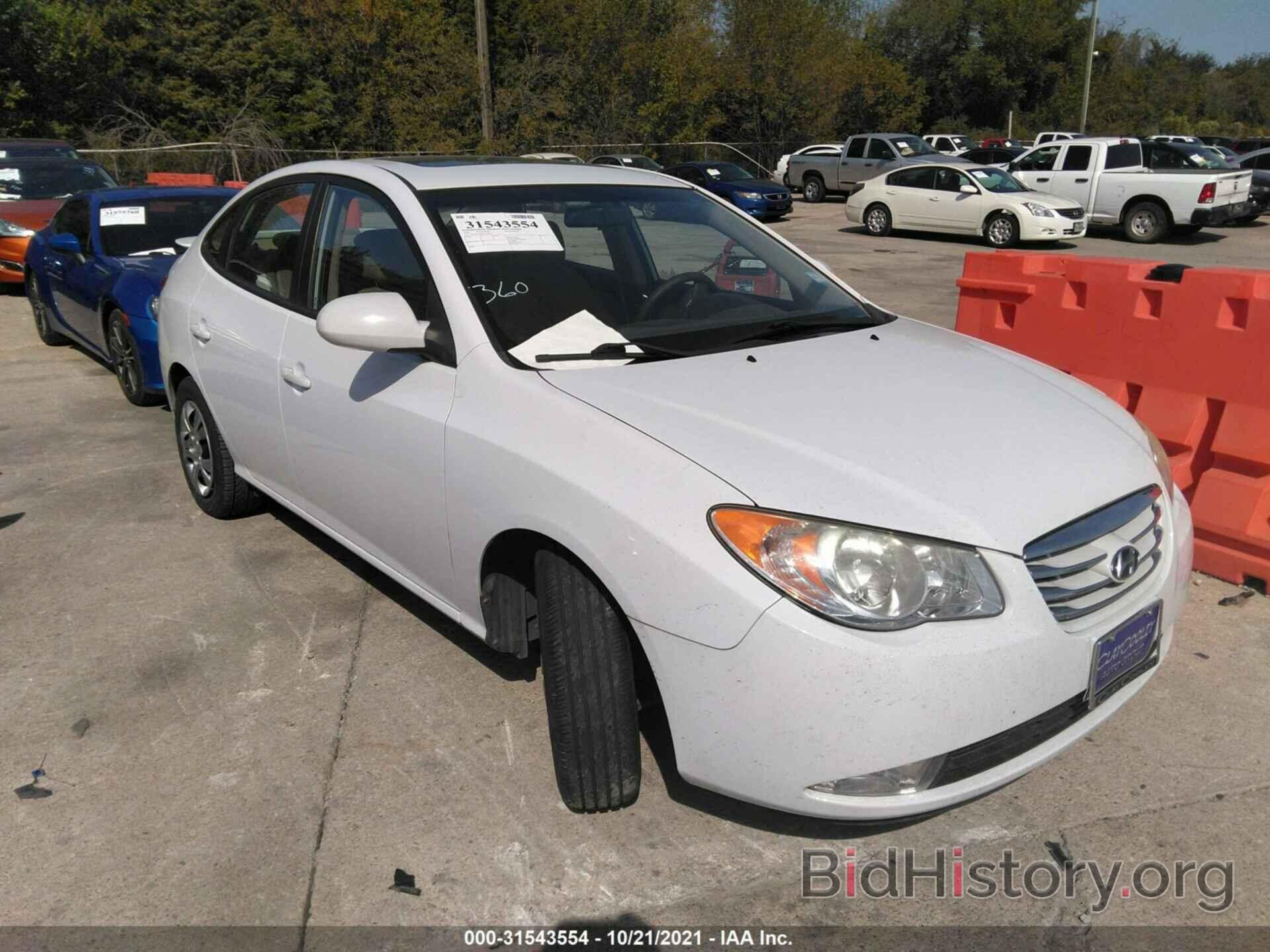 Photo KMHDU4AD5AU163005 - HYUNDAI ELANTRA 2010