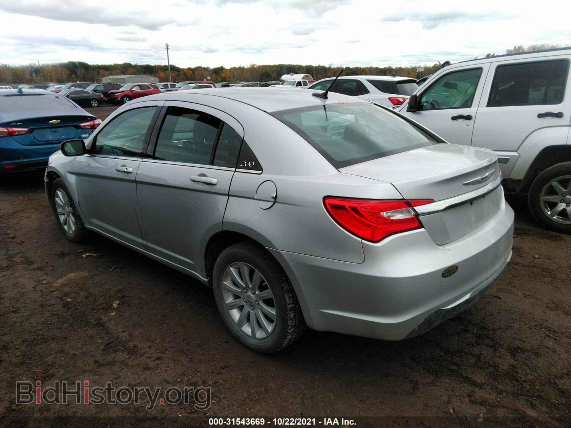 2012 CHRYSLER 200 - VIN: 1C3CCBBB3CN176065 - Фото 3