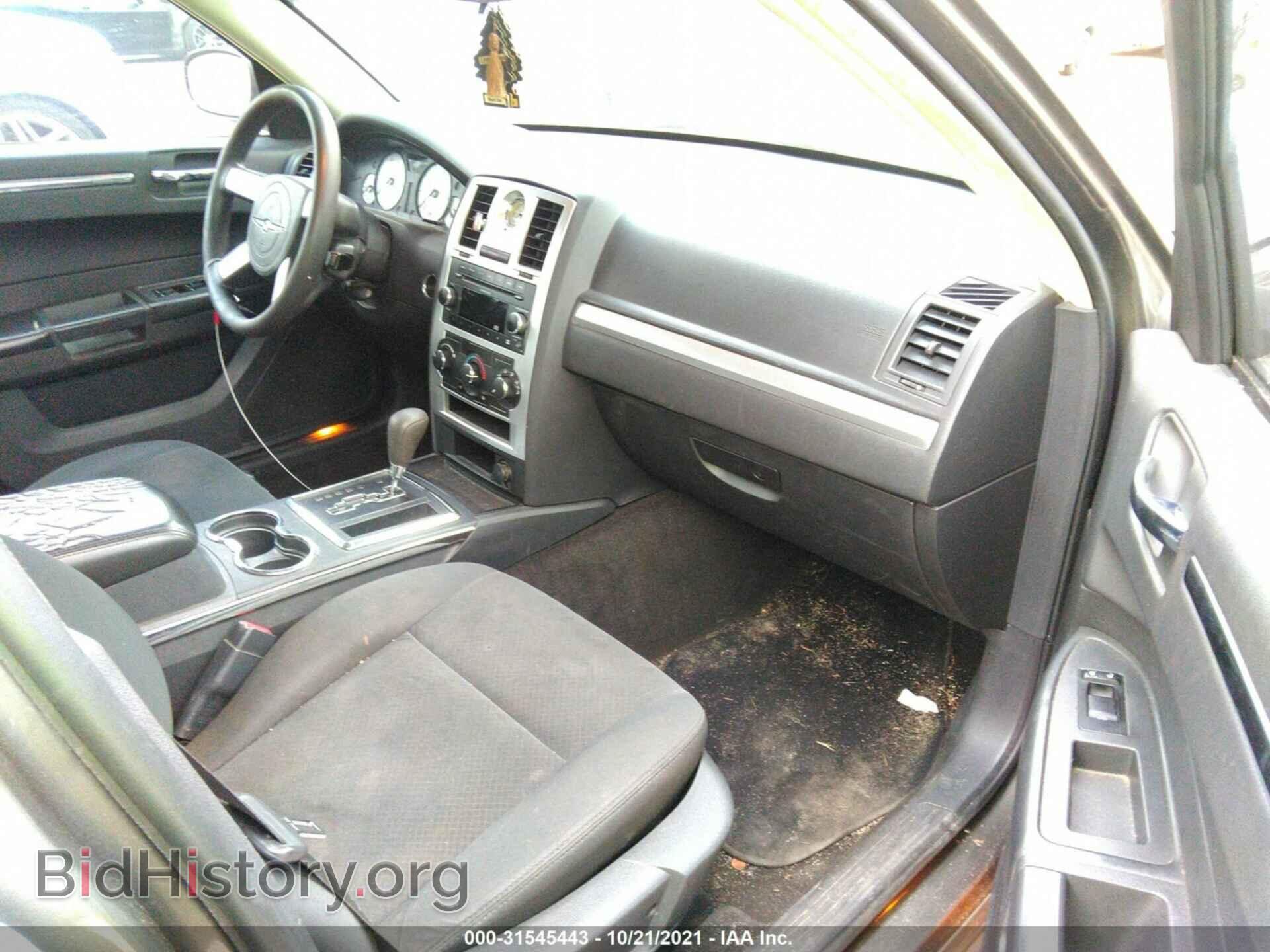 2010 CHRYSLER 300 - VIN: 2C3CA4CD5AH105716 - Фото 5