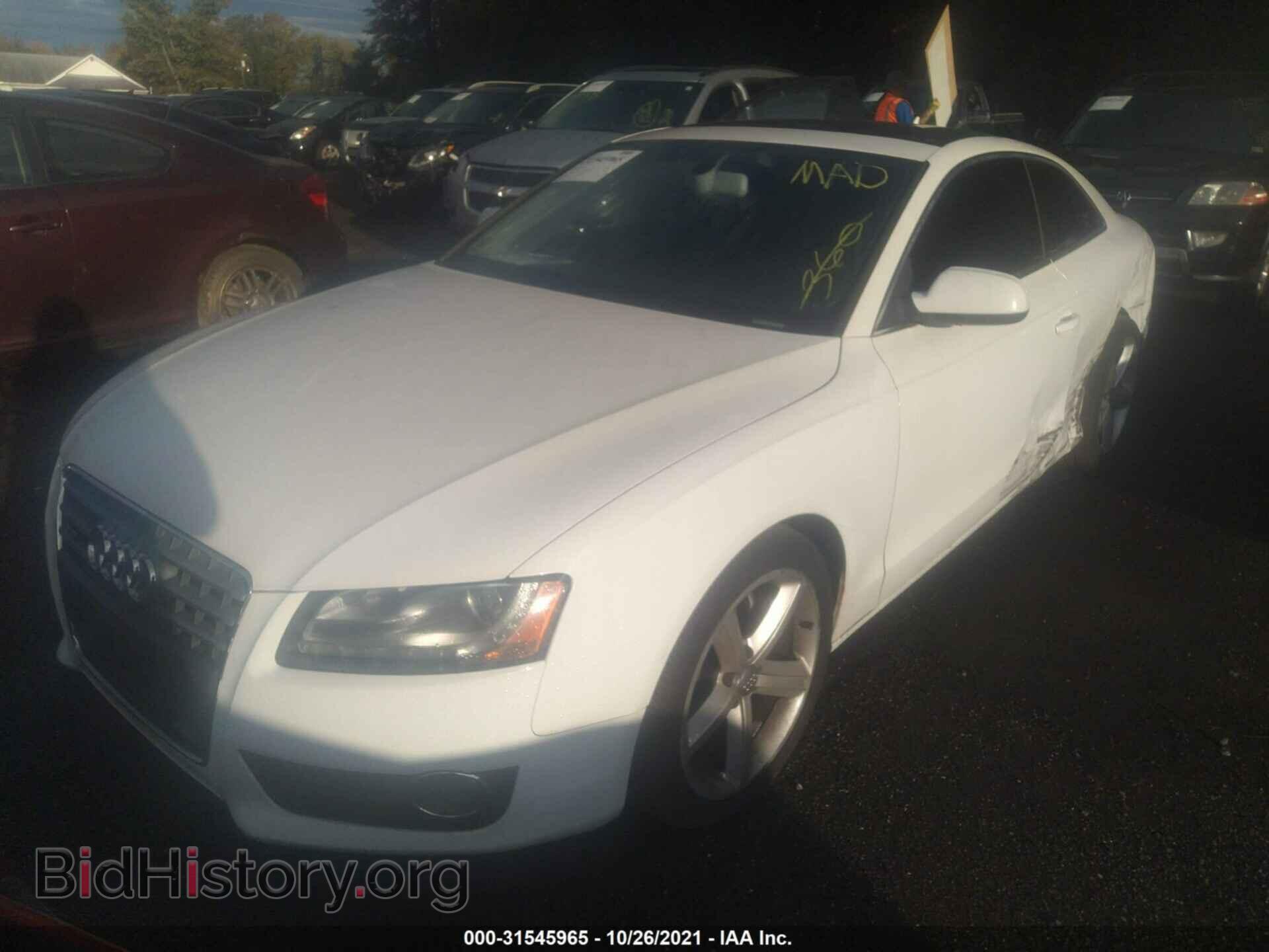 2010 AUDI A5 - VIN: WAULFAFR5AA040879 - Photo 2