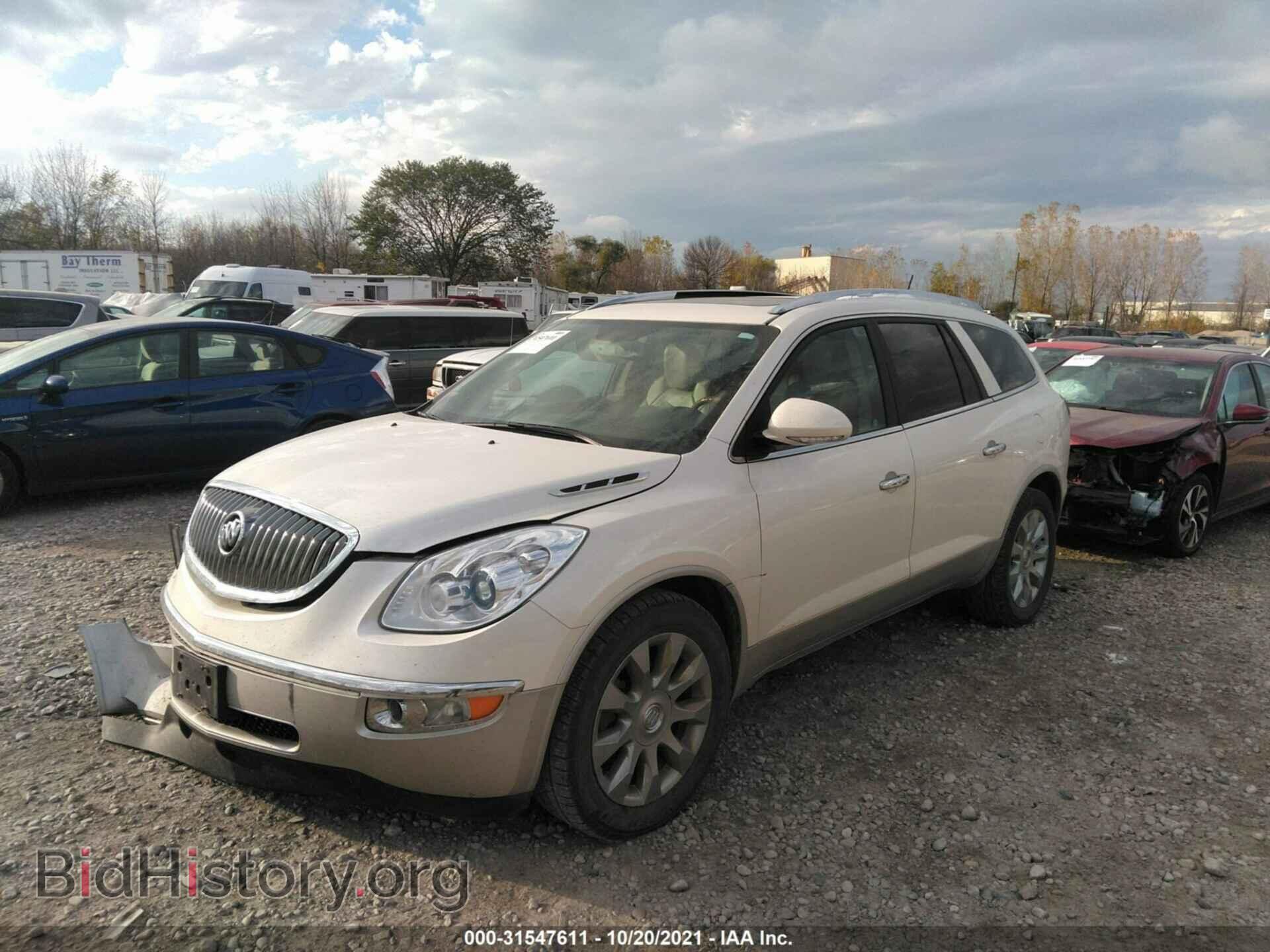 2012 BUICK ENCLAVE - VIN: 5GAKVDED4CJ390923 - Фото 2