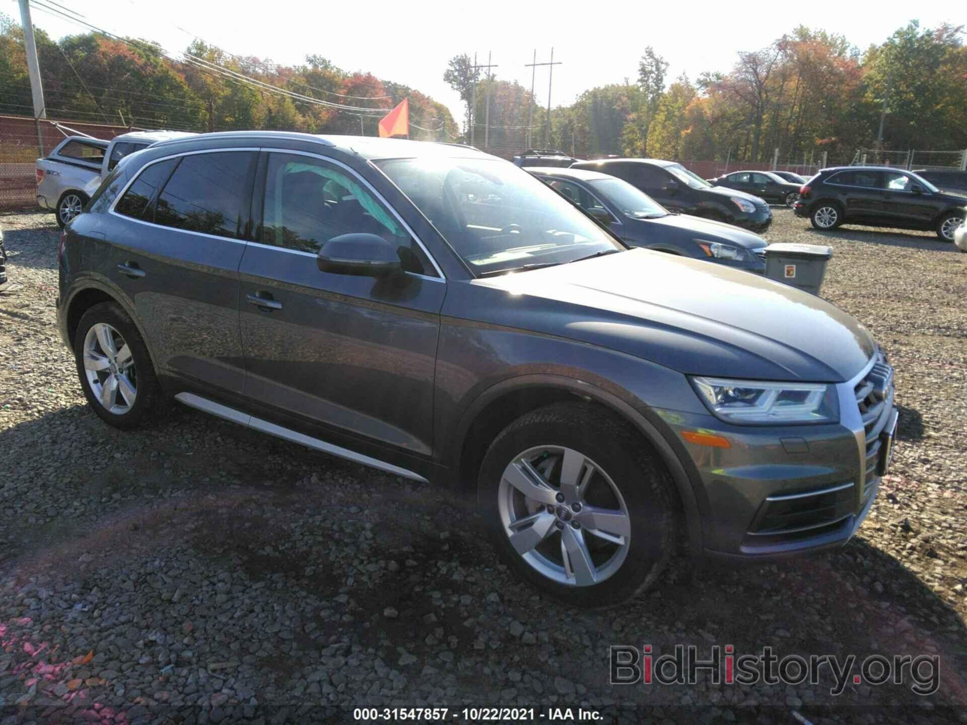 Photo WA1BNAFY1K2049691 - AUDI Q5 2019