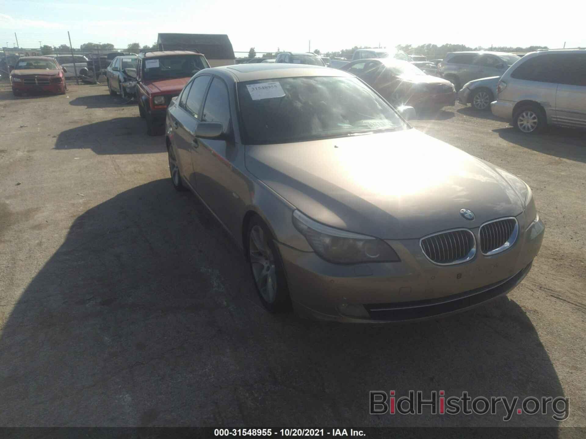 Photo WBANW135X8CZ78787 - BMW 5 SERIES 2008