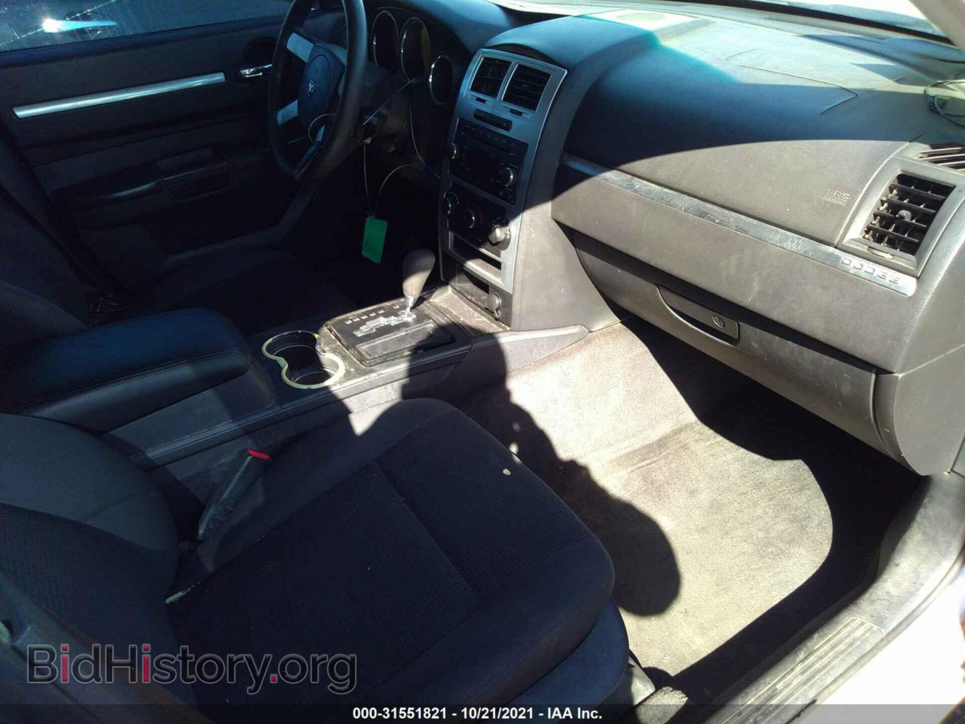 2010 DODGE CHARGER - VIN: 2B3CA3CVXAH230825 - Фото 5