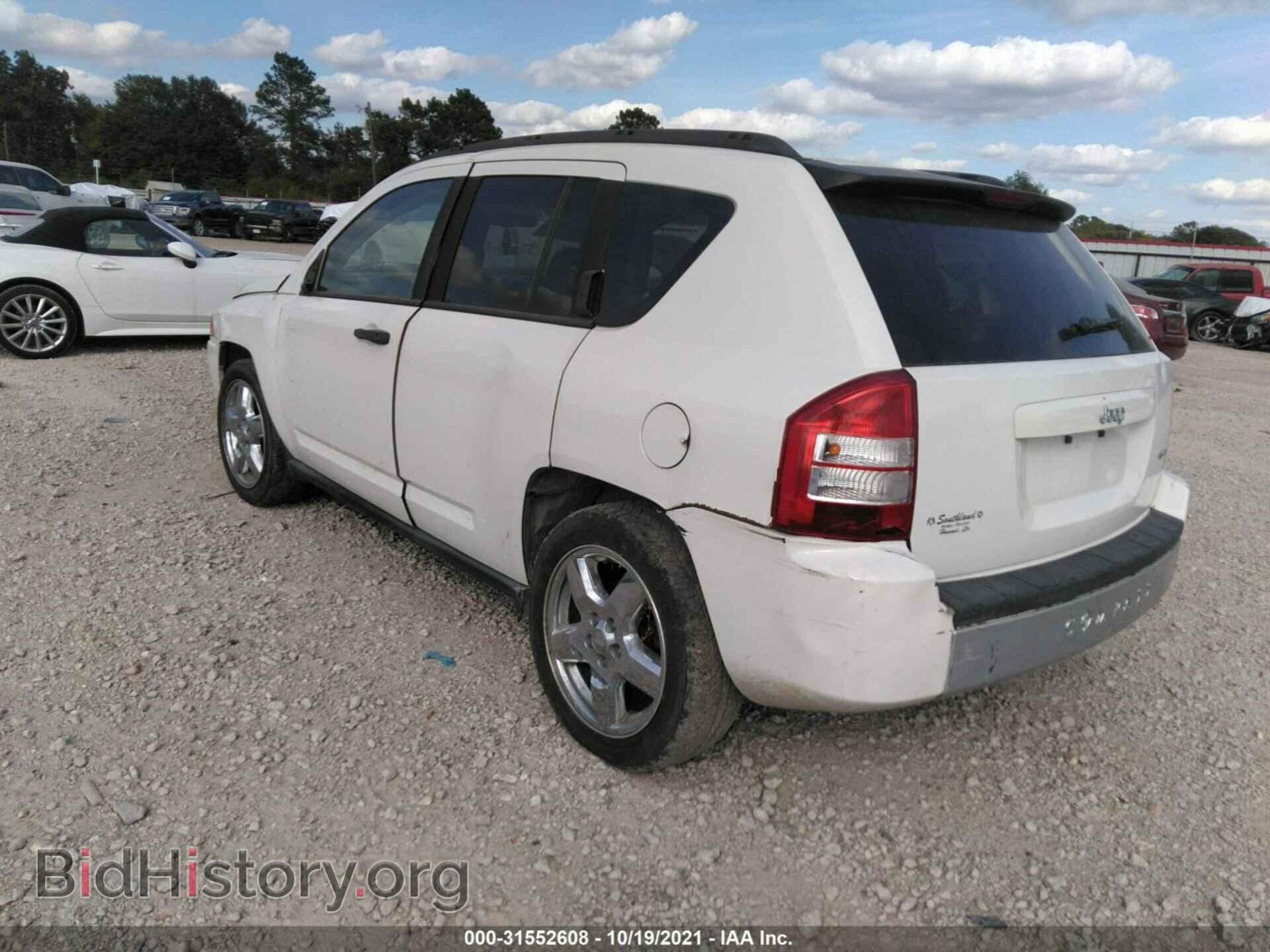 2007 JEEP COMPASS - VIN: 1J8FT57W07D193108 - Фото 3