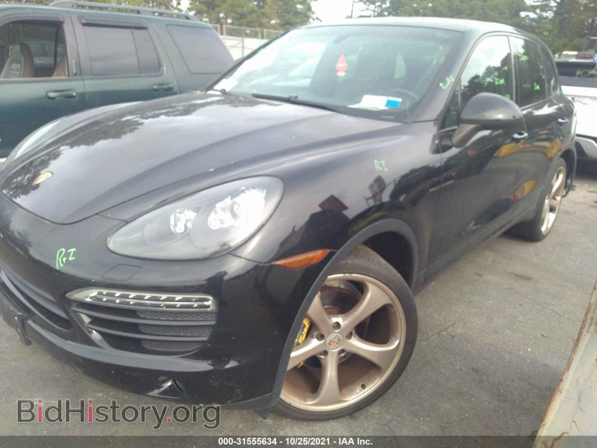 2013 PORSCHE CAYENNE - VIN: WP1AA2A27DLA03638 - Фото 2