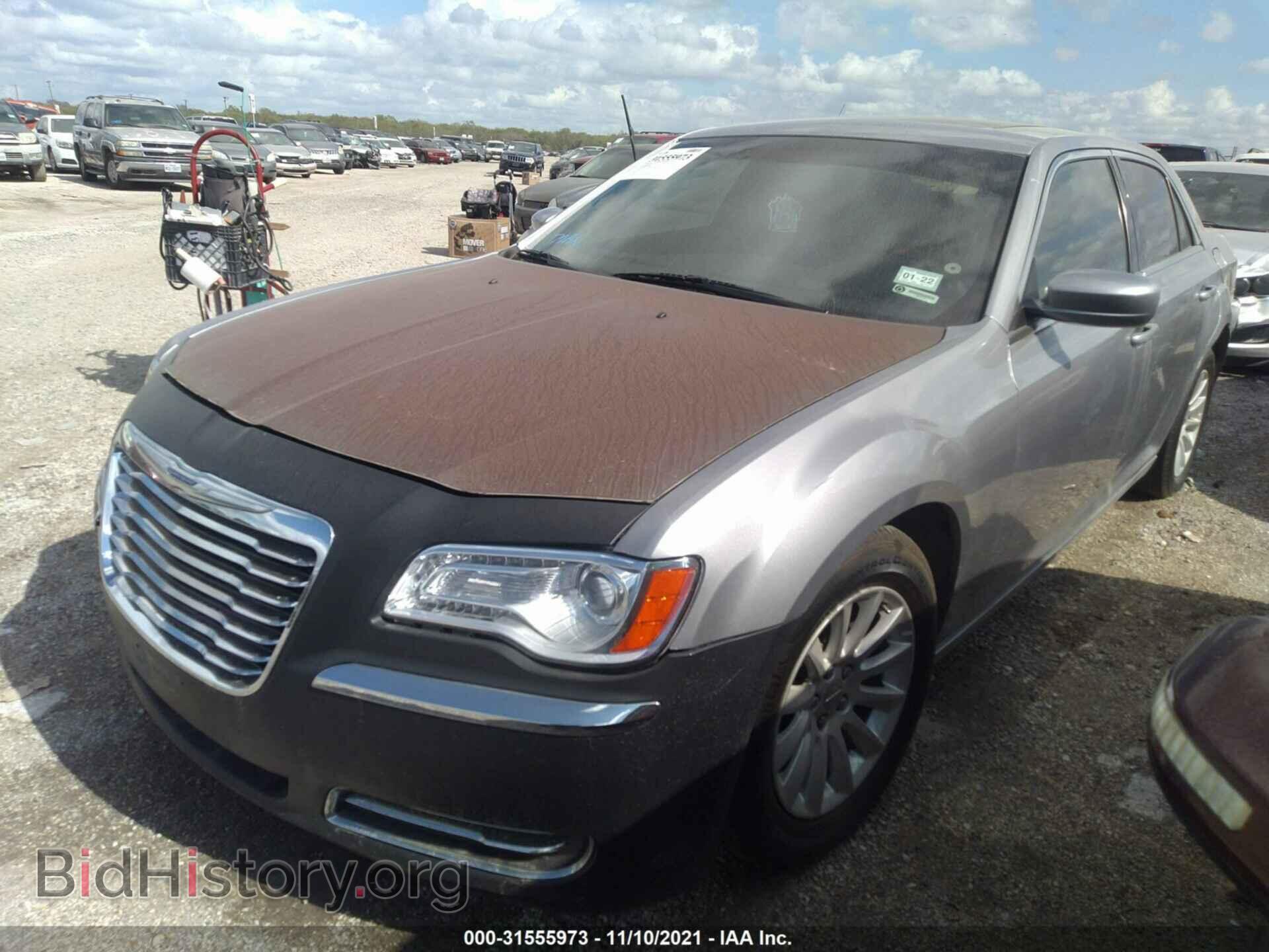 2014 CHRYSLER 300 - VIN: 2C3CCAAG6EH376151 - Фото 2