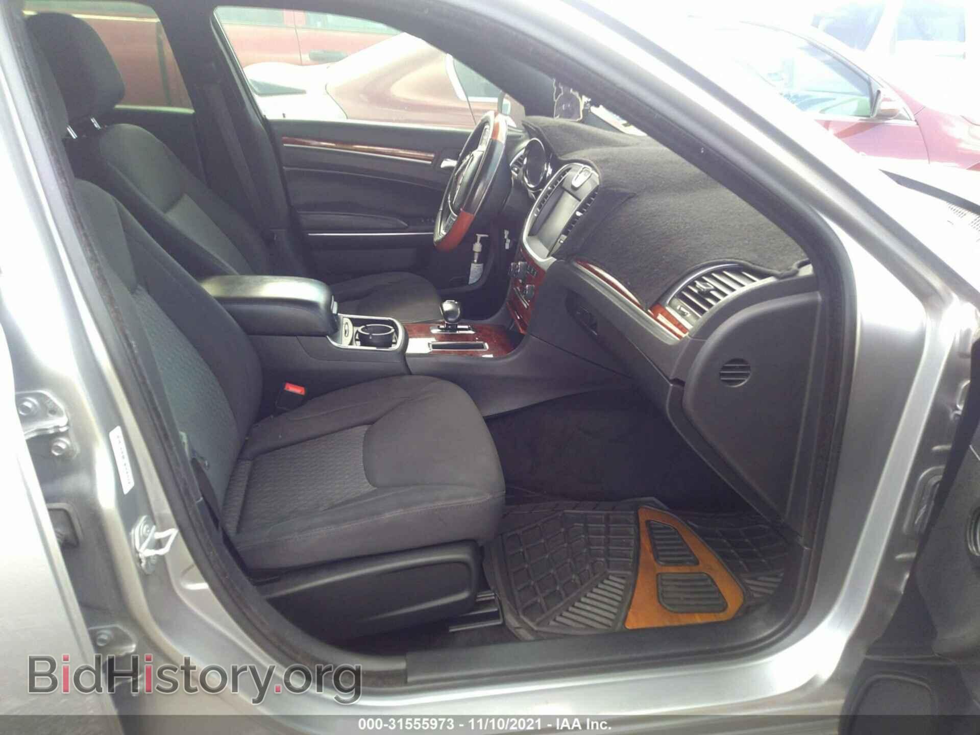 2014 CHRYSLER 300 - VIN: 2C3CCAAG6EH376151 - Фото 5