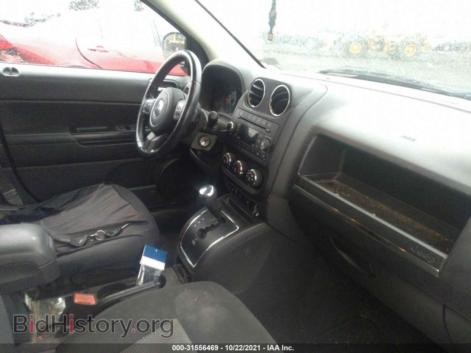 2011 JEEP COMPASS - VIN: 1J4NF1FB3BD216692 - Фото 5