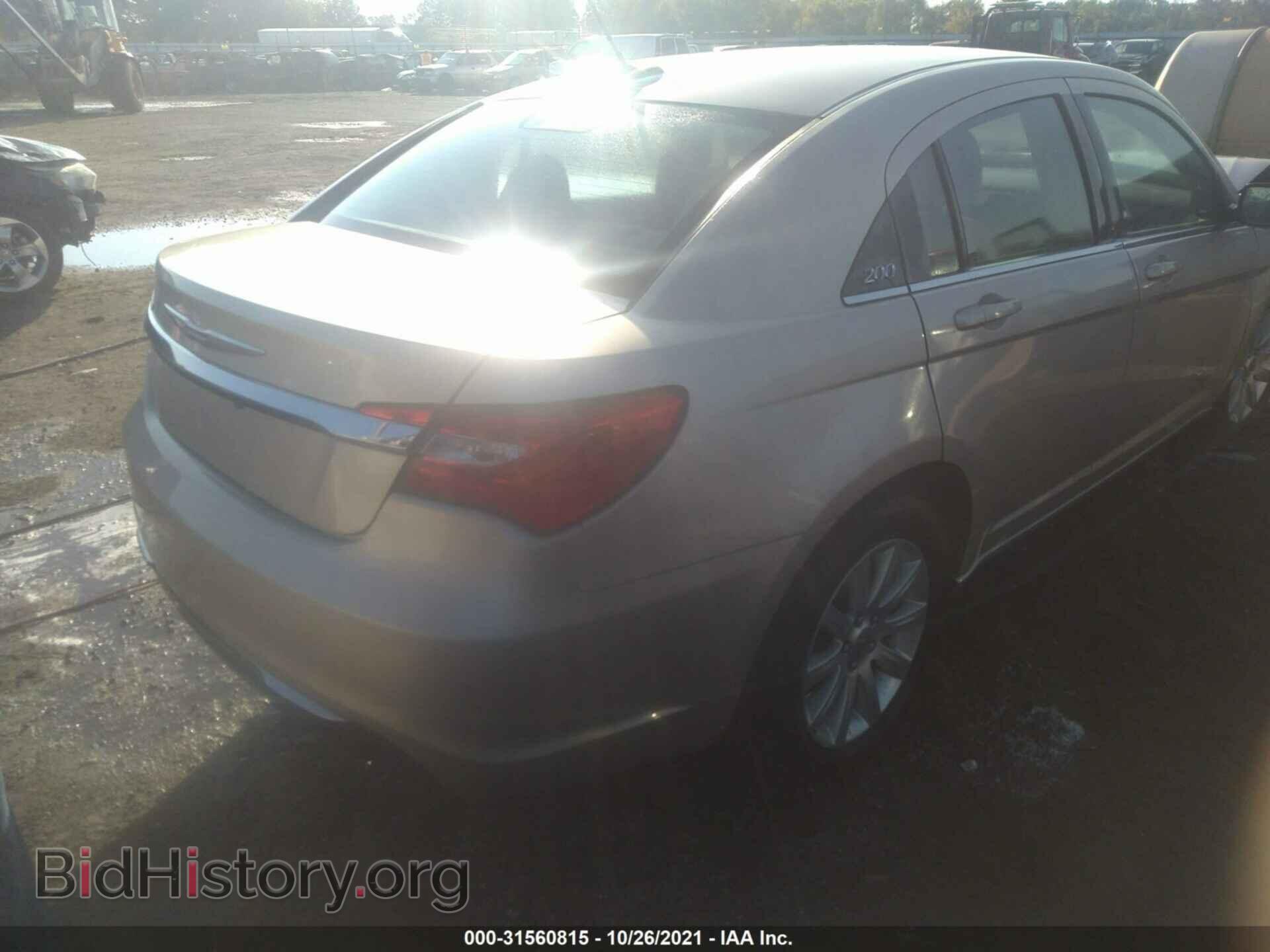 2013 CHRYSLER 200 - VIN: 1C3CCBBB2DN651335 - Фото 4