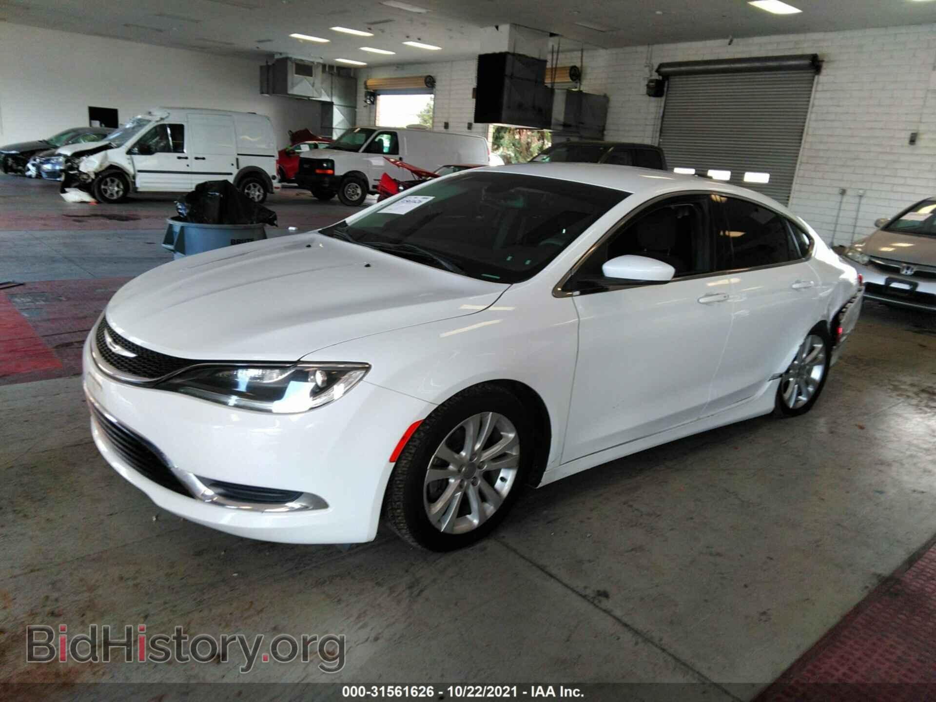 2015 CHRYSLER 200 - VIN: 1C3CCCAB3FN699792 - Photo 2