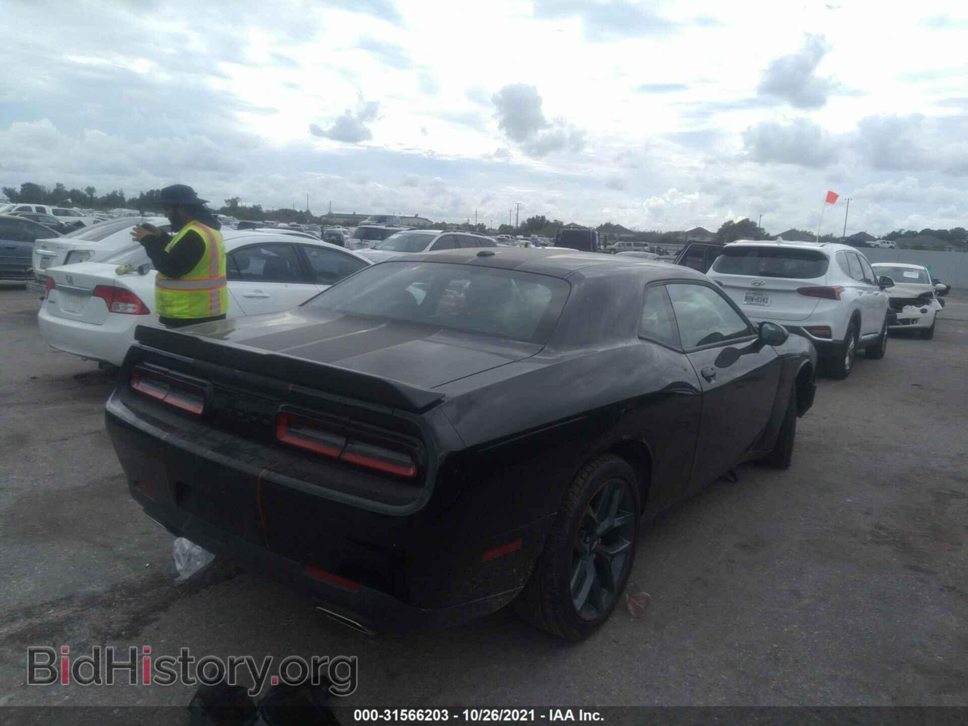 2021 DODGE CHALLENGER - VIN: 2C3CDZAG4MH513730 - Фото 4