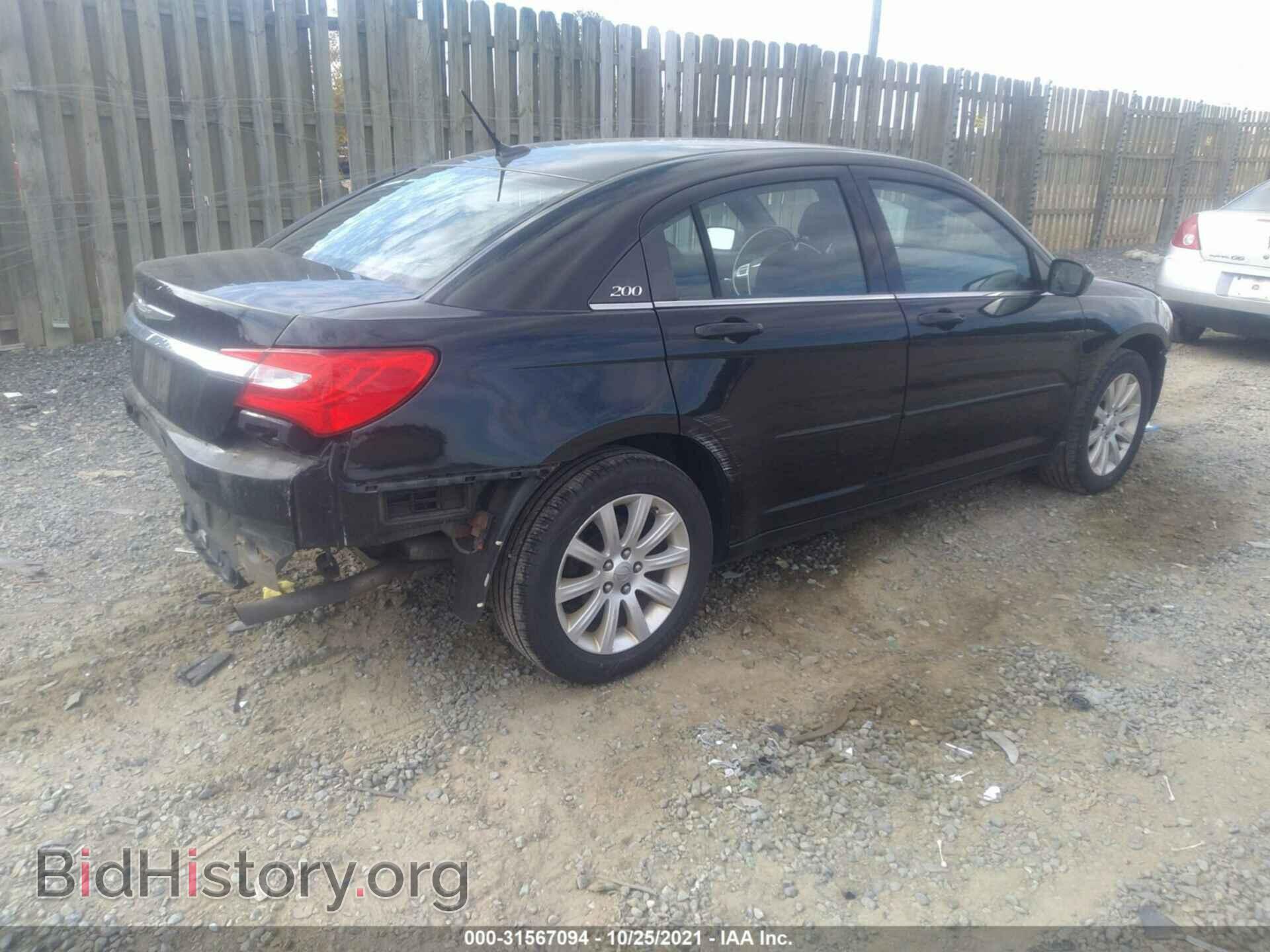 2012 CHRYSLER 200 - VIN: 1C3CCBBB0CN240689 - Фото 4