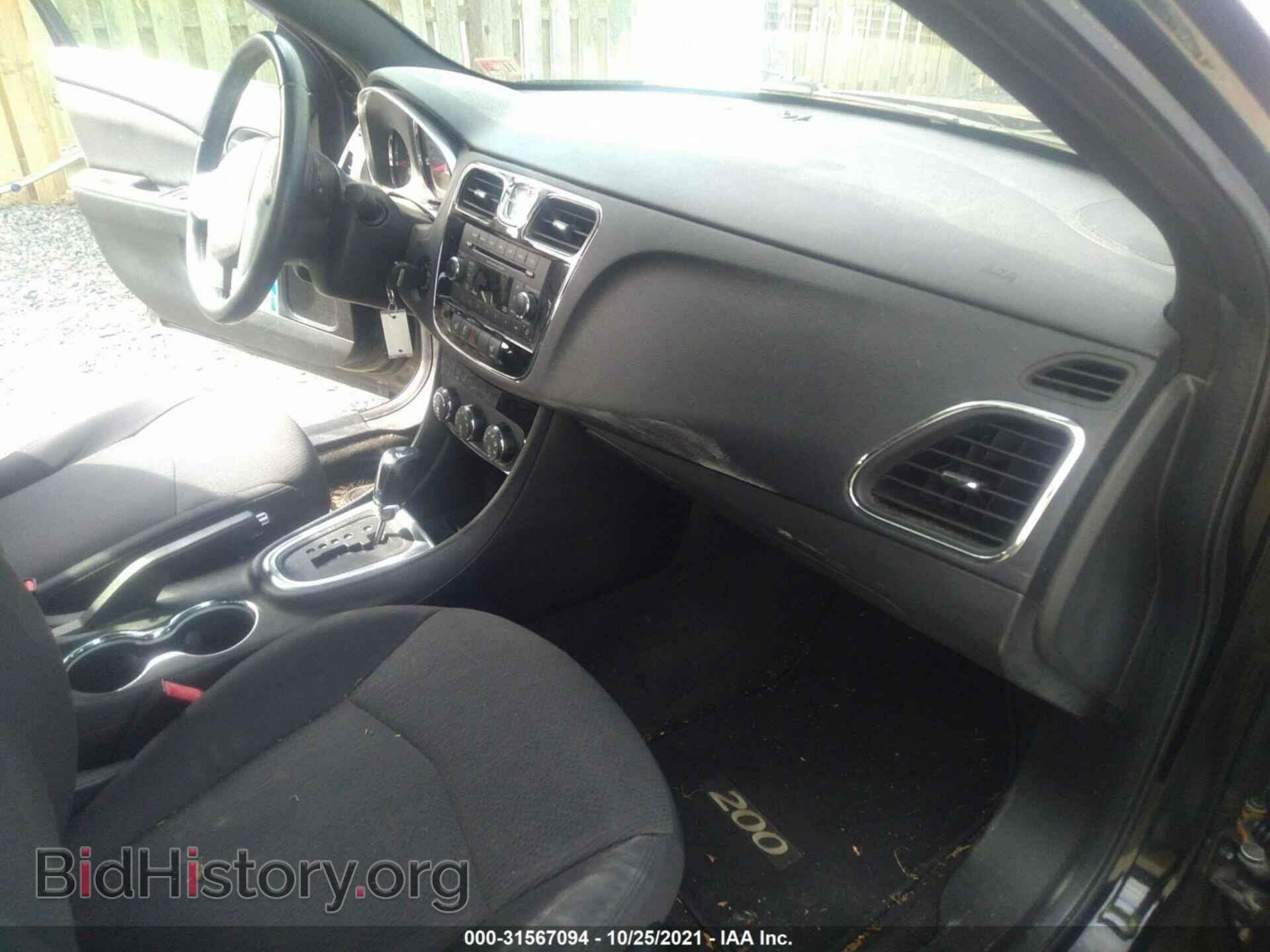 2012 CHRYSLER 200 - VIN: 1C3CCBBB0CN240689 - Фото 5