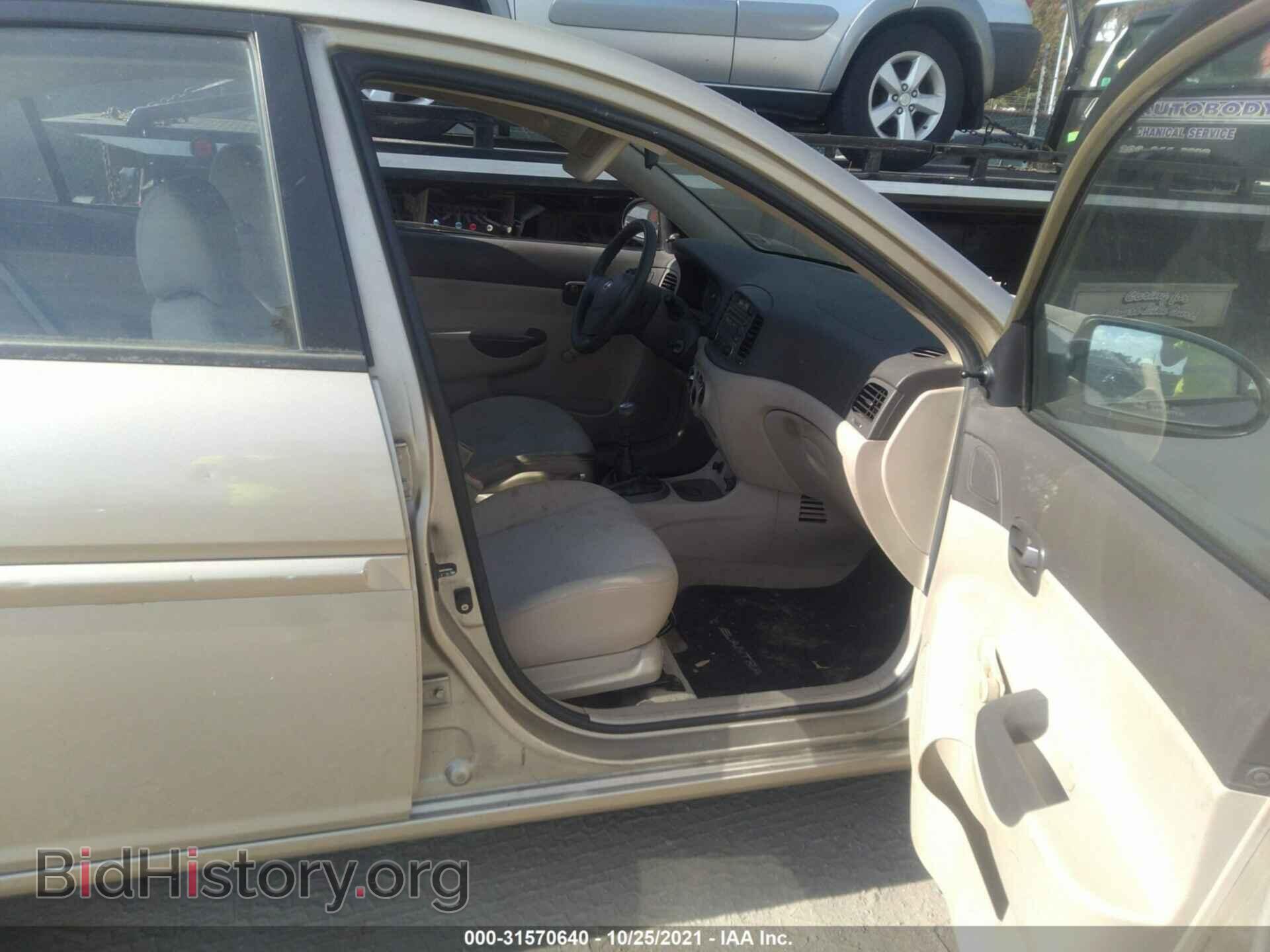 2007 HYUNDAI ACCENT - VIN: KMHCN46C47U152921 - Фото 5