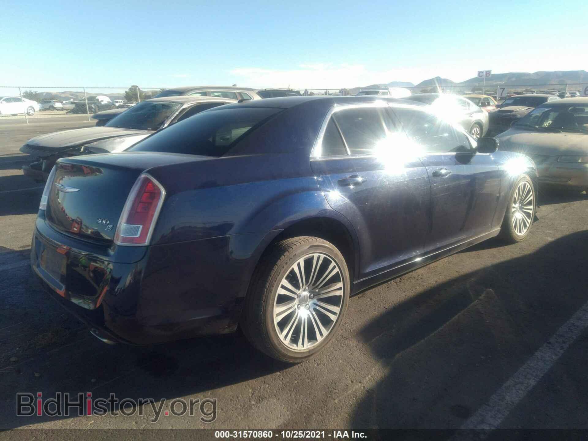 2014 CHRYSLER 300 - VIN: 2C3CCABT9EH200691 - Фото 4