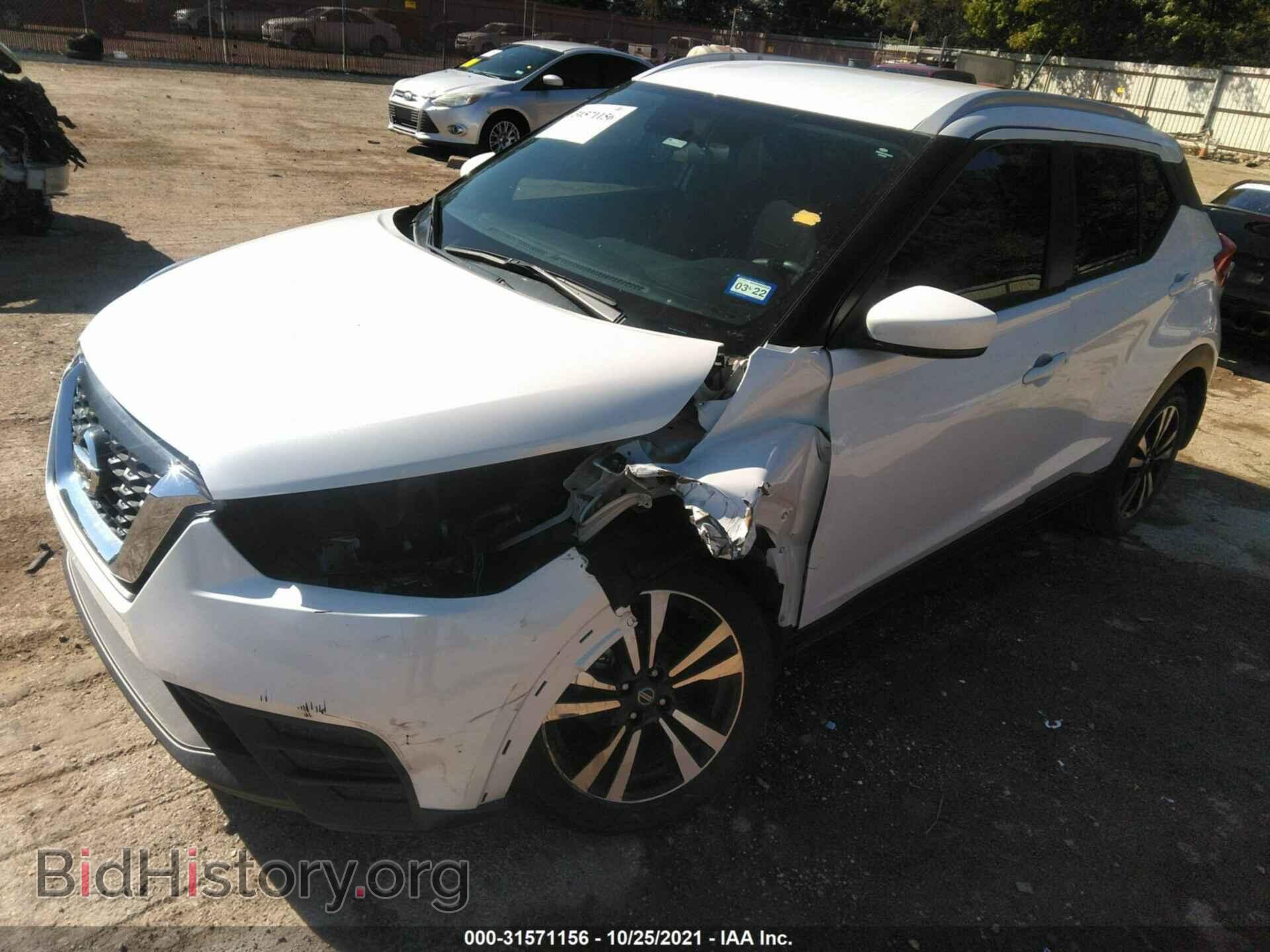 2019 NISSAN KICKS - VIN: 3N1CP5CU3KL559247 - Фото 2