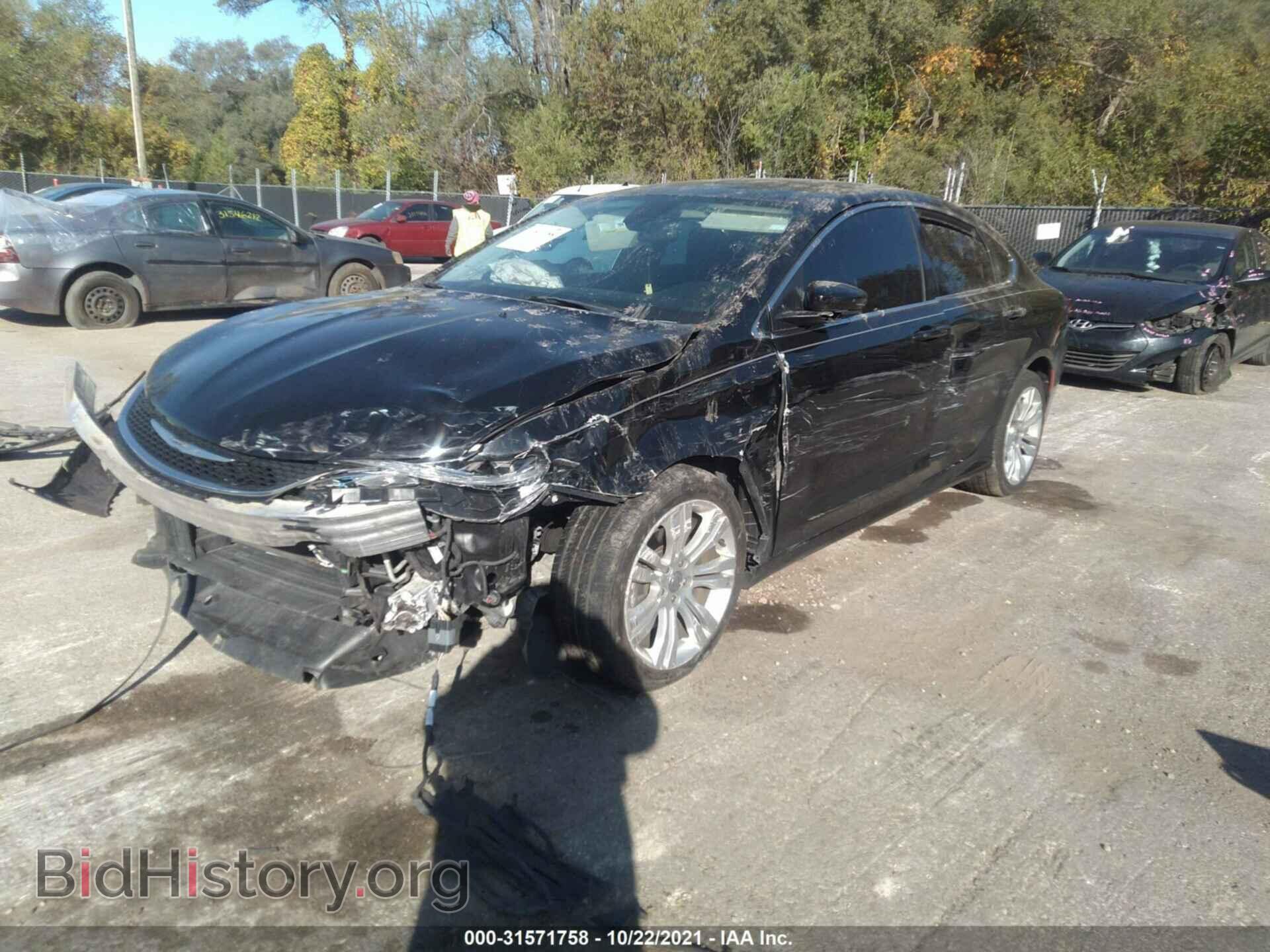 2015 CHRYSLER 200 - VIN: 1C3CCCAB6FN755000 - Photo 2