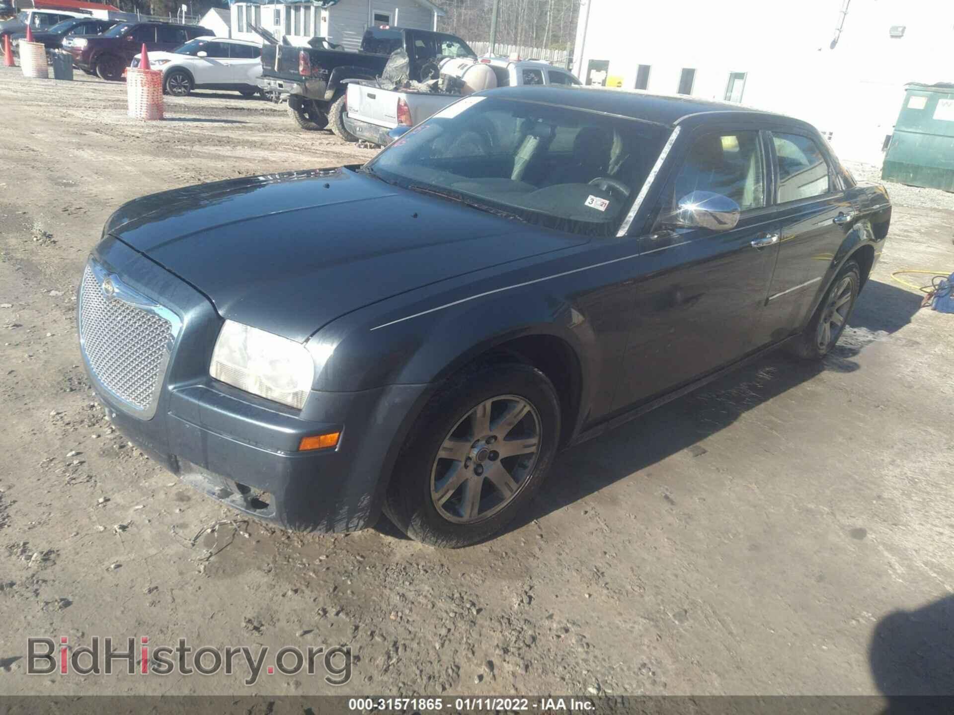 2007 CHRYSLER 300 - VIN: 2C3LA43R27H670834 - Фото 2