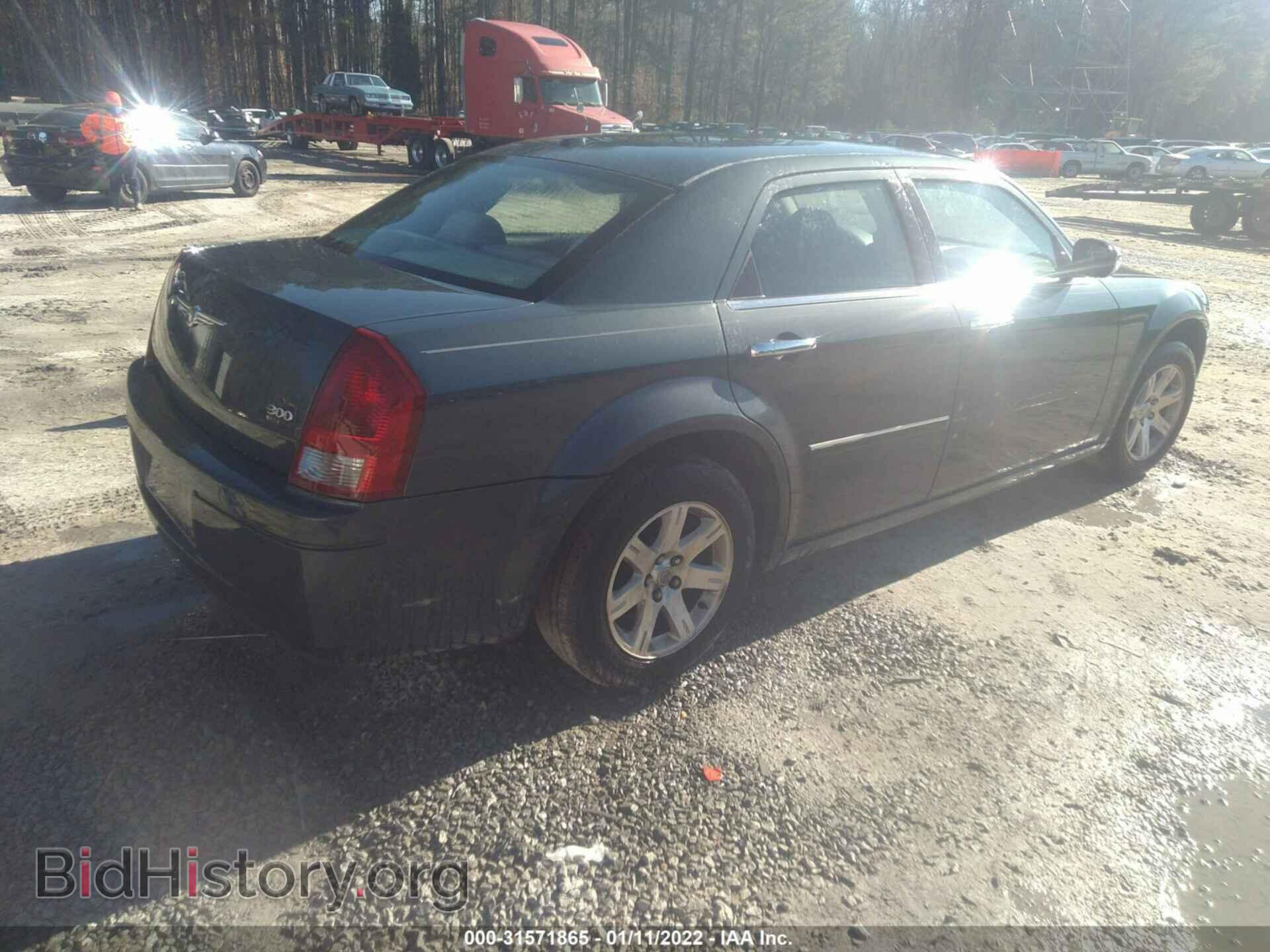 2007 CHRYSLER 300 - VIN: 2C3LA43R27H670834 - Фото 4