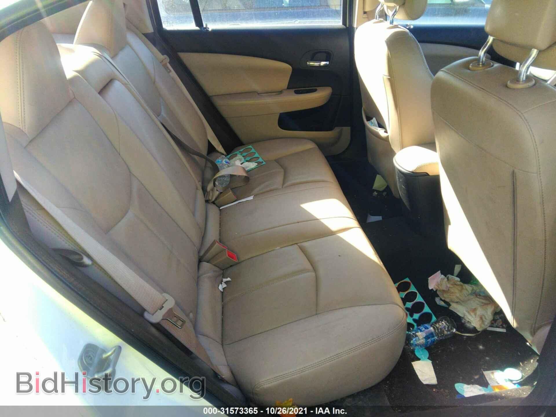2011 CHRYSLER 200 - VIN: 1C3BC2FG2BN571886 - Фото 8