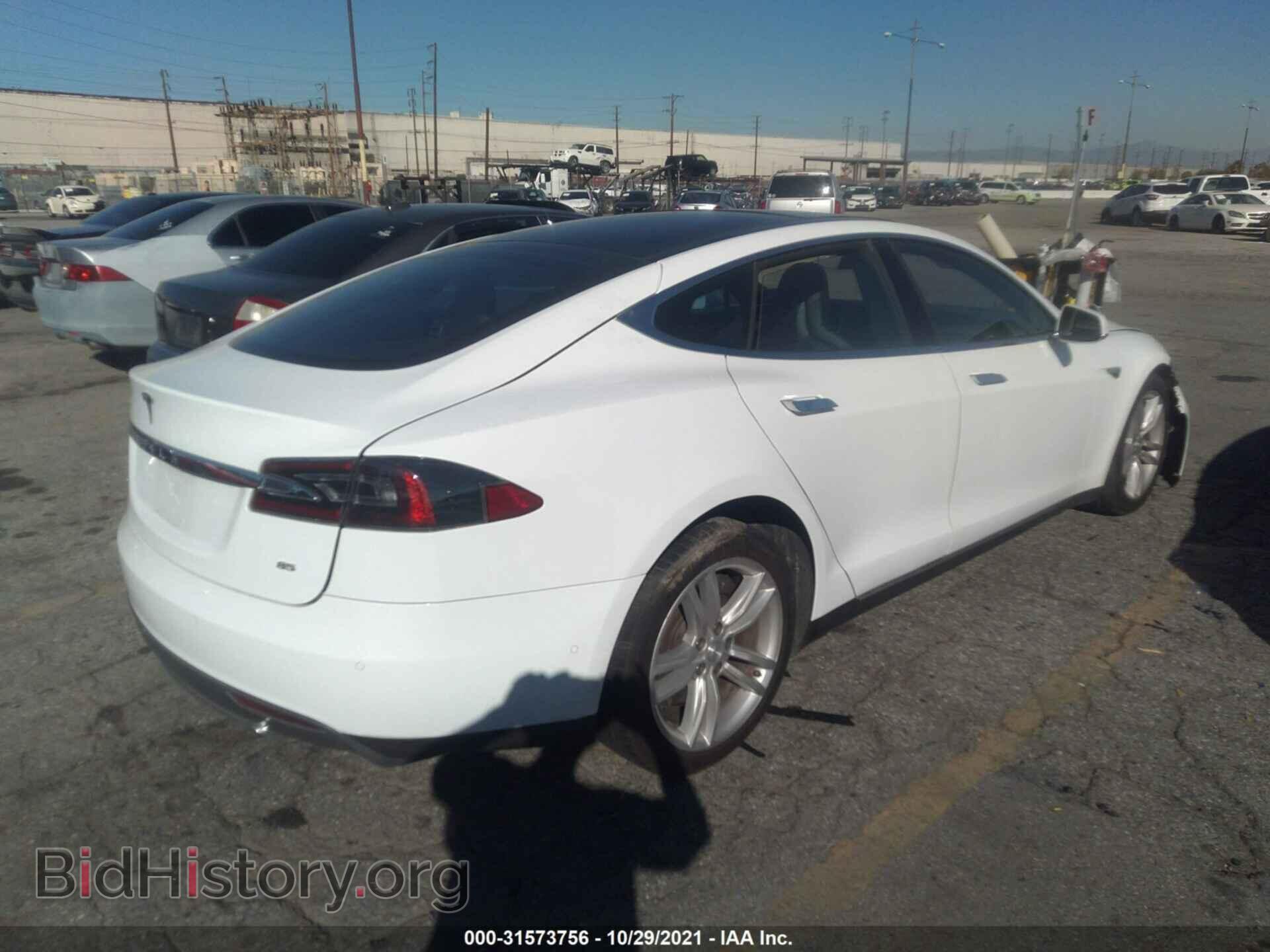 2015 TESLA MODEL S - VIN: 5YJSA1H1XFFP72640 - Photo 4