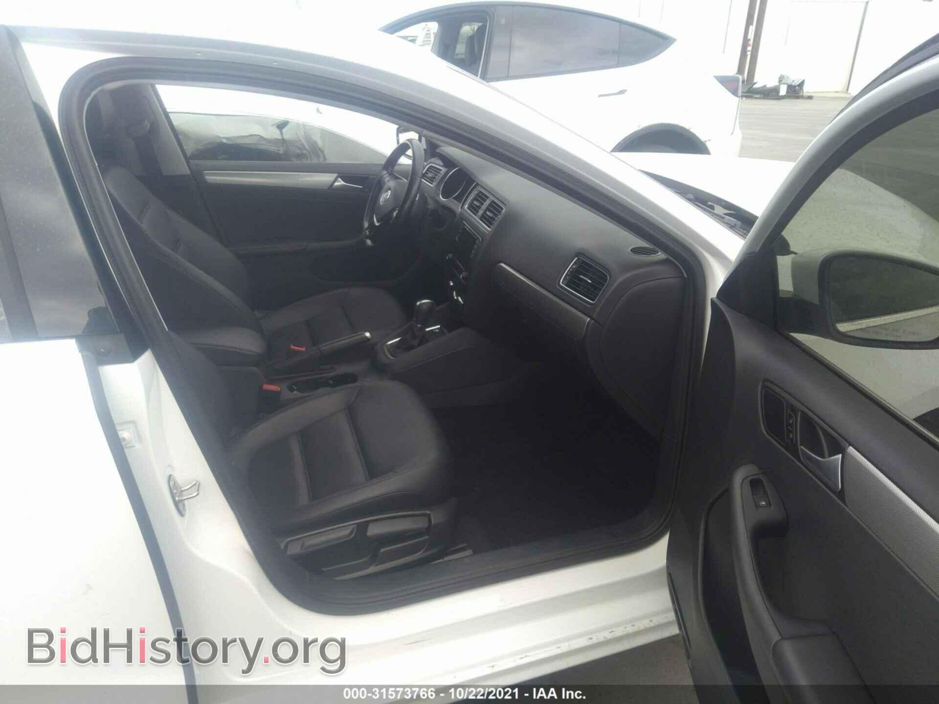 2017 VOLKSWAGEN JETTA - VIN: 3VWDB7AJ4HM357005 - Фото 5