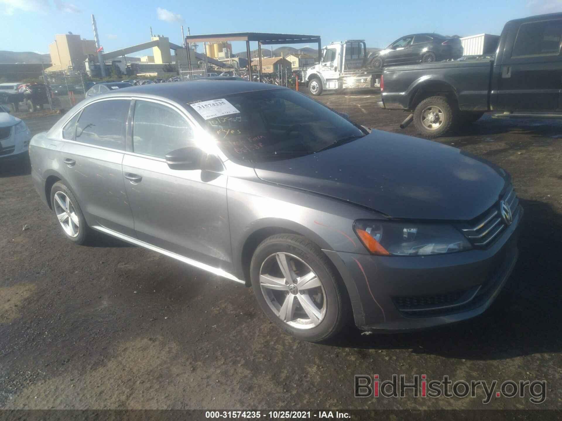 Photo 1VWBP7A37DC067251 - VOLKSWAGEN PASSAT 2013