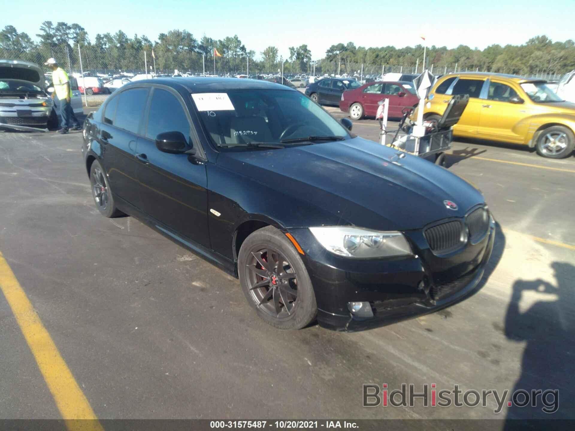 Photo WBAPH7G57ANM52935 - BMW 3 SERIES 2010