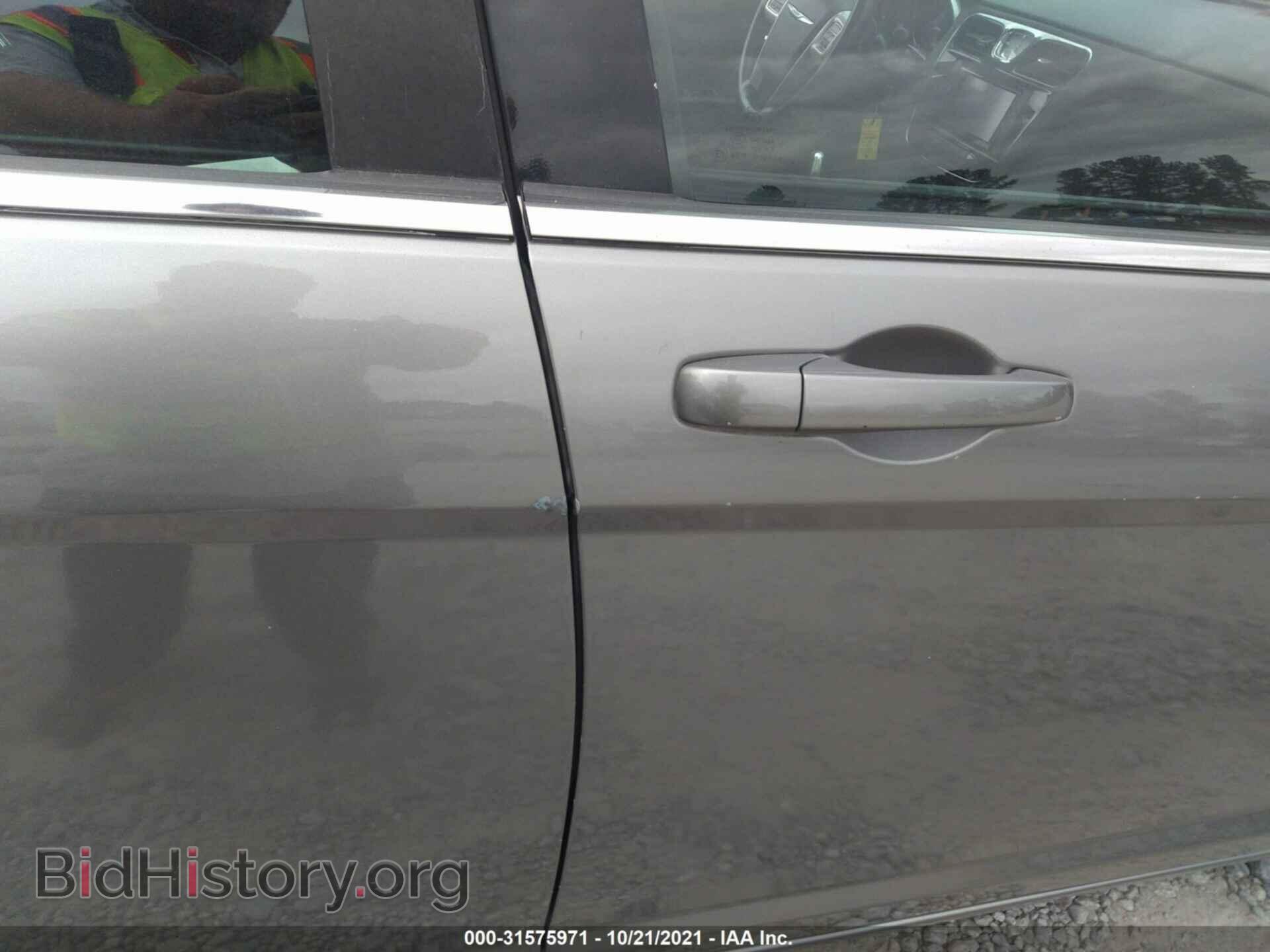 2011 CHRYSLER 200 - VIN: 1C3BC1FB0BN613177 - Photo 6