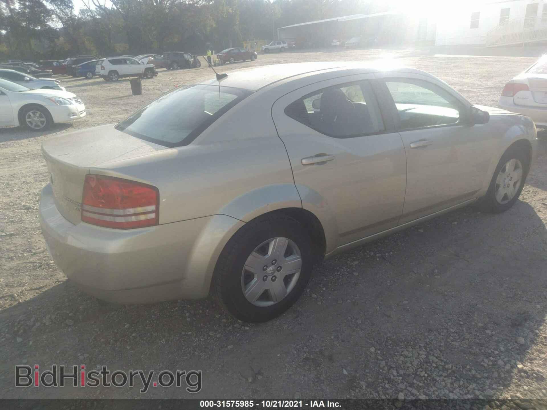 2010 DODGE AVENGER - VIN: 1B3CC4FB7AN189529 - Photo 4